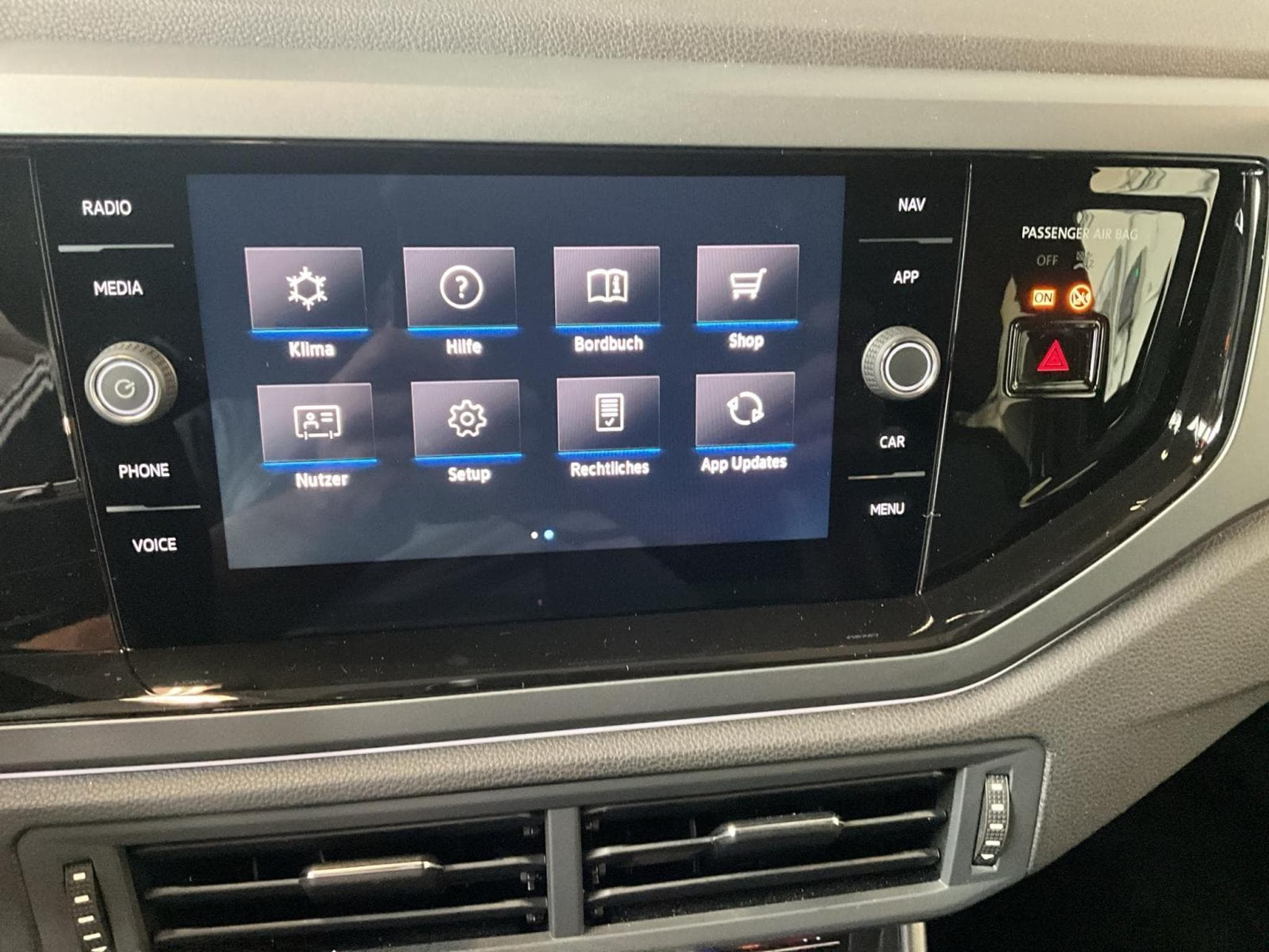 VW Polo R-Line+DSG+Park&Comfort+IQ-Drive (2025) - Photo 18