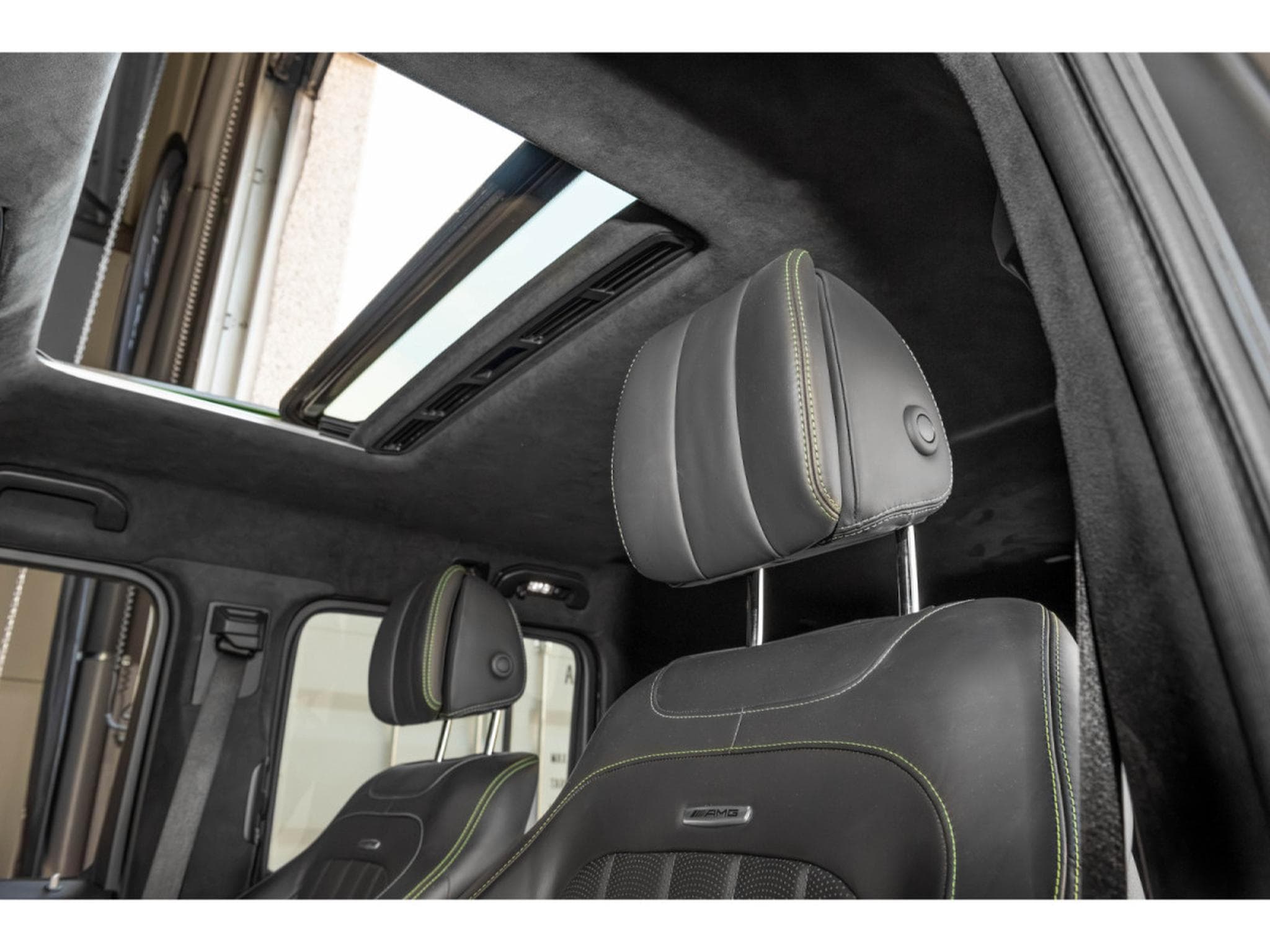 Mercedes G 63 AMG MERCEDES-AMG G 63 4x4² ° FULL OPTIONS° MANUFAKTUR °BURMESTER (2023) - Photo 9