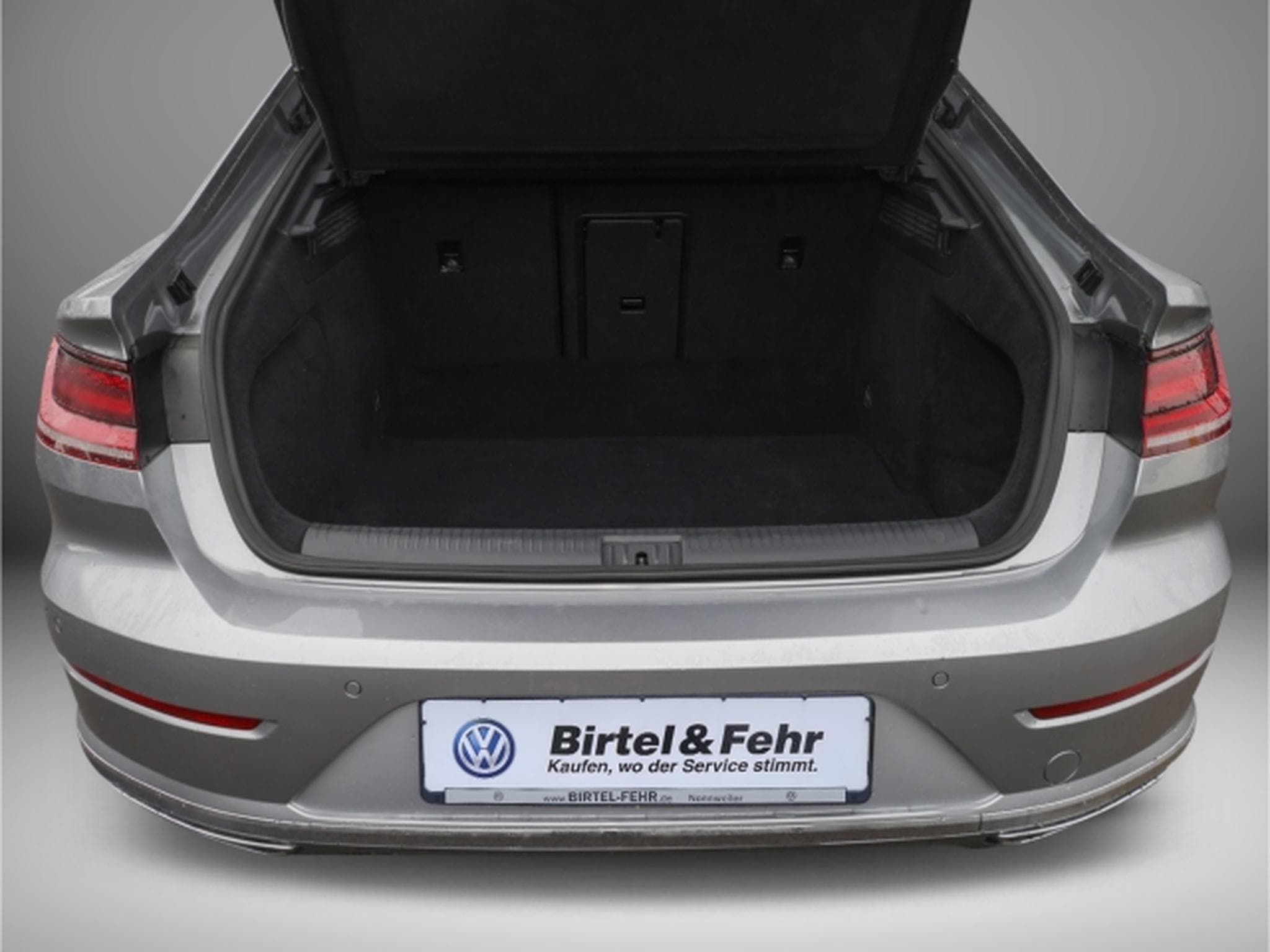 VW Arteon R-Line 2.0 TSI4 Motion DSG Business StandHZG (2019) - Photo 5