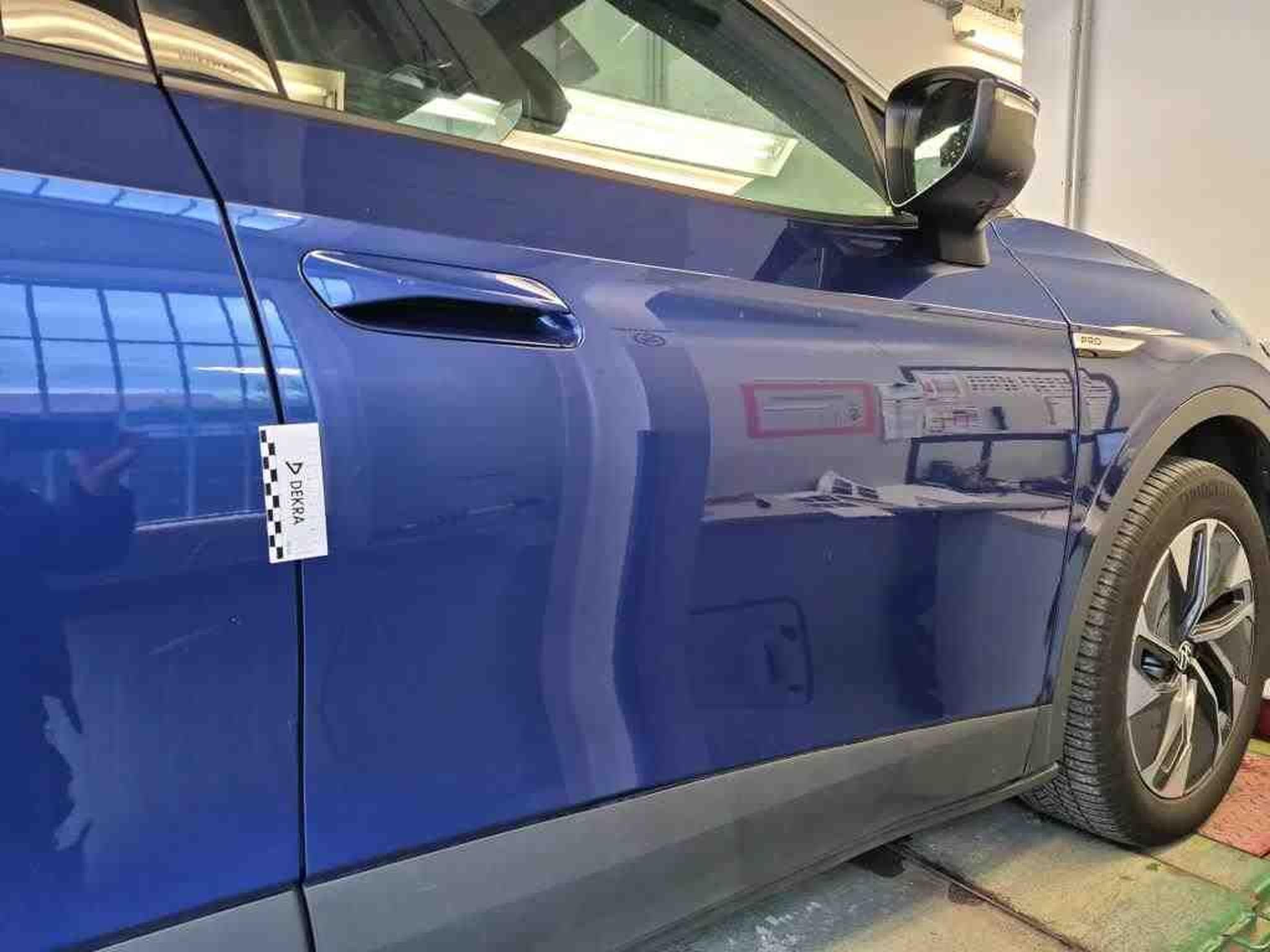 VW ID.4 Pro Performance (2023) - Foto 16