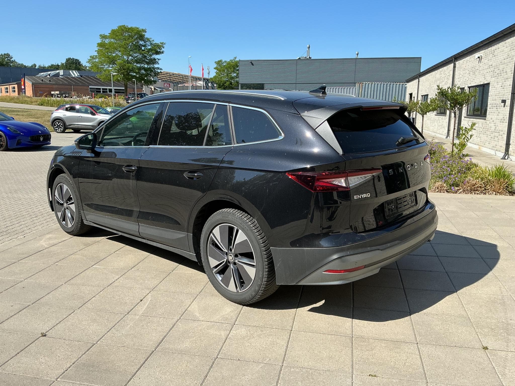Skoda Enyaq 85X AWD (2025) - Foto 4