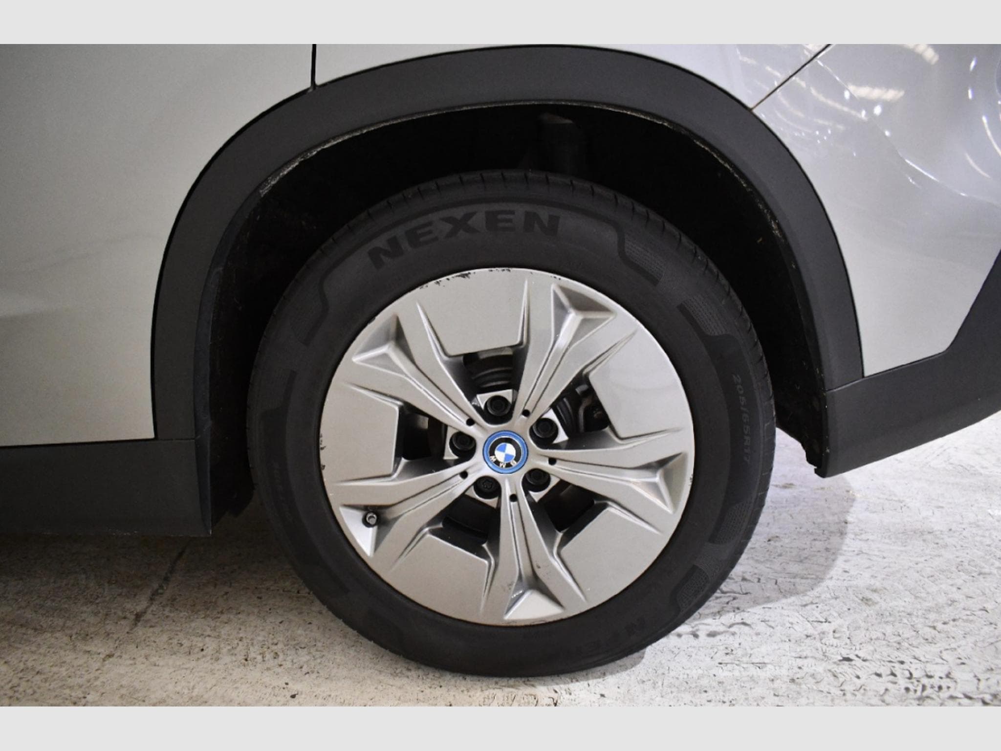 Bmw iX1 xDrive30 (2023) - Foto 14