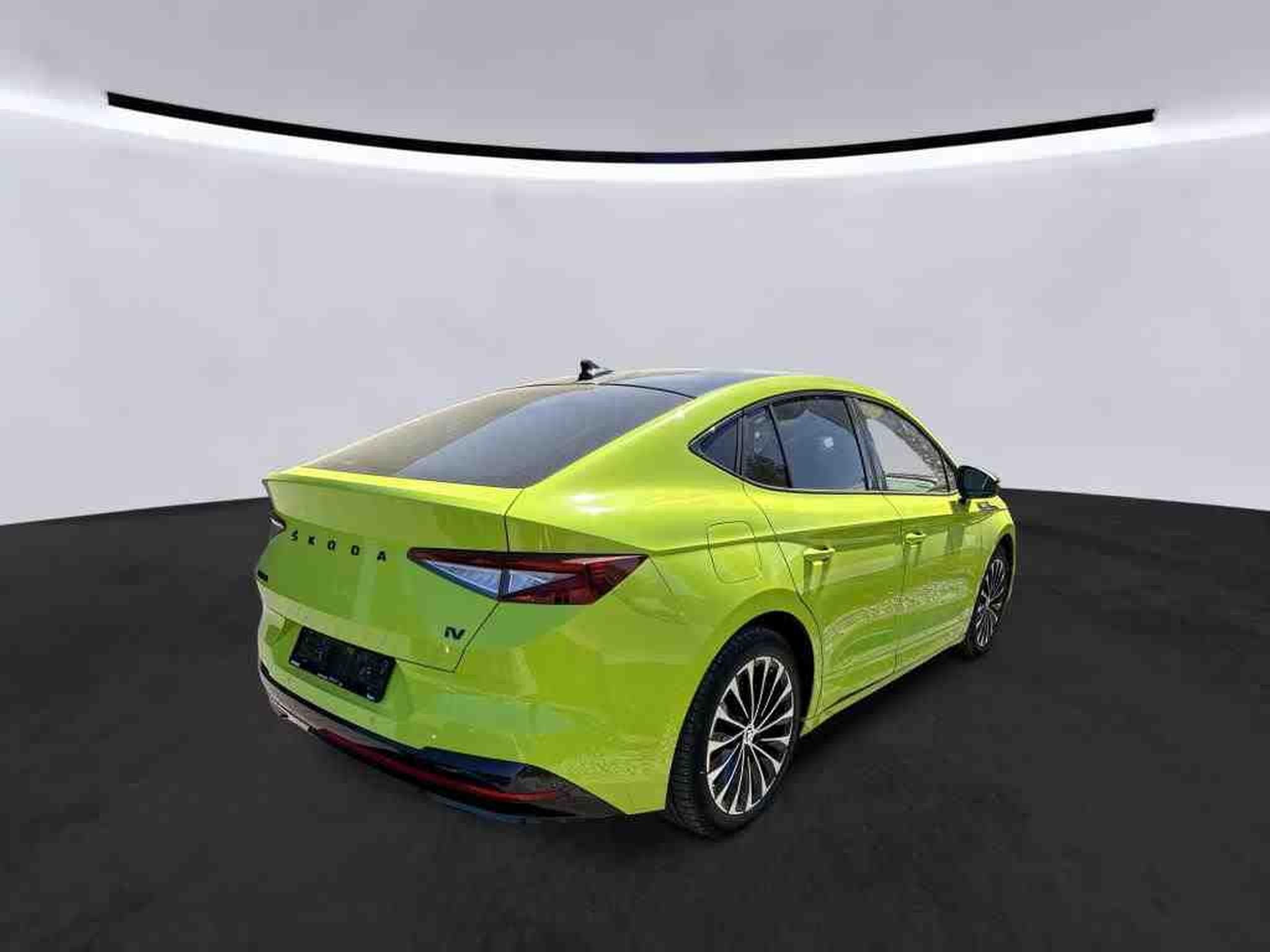 Skoda Enyaq RS Coupe 4x4 (2023) - Foto 6
