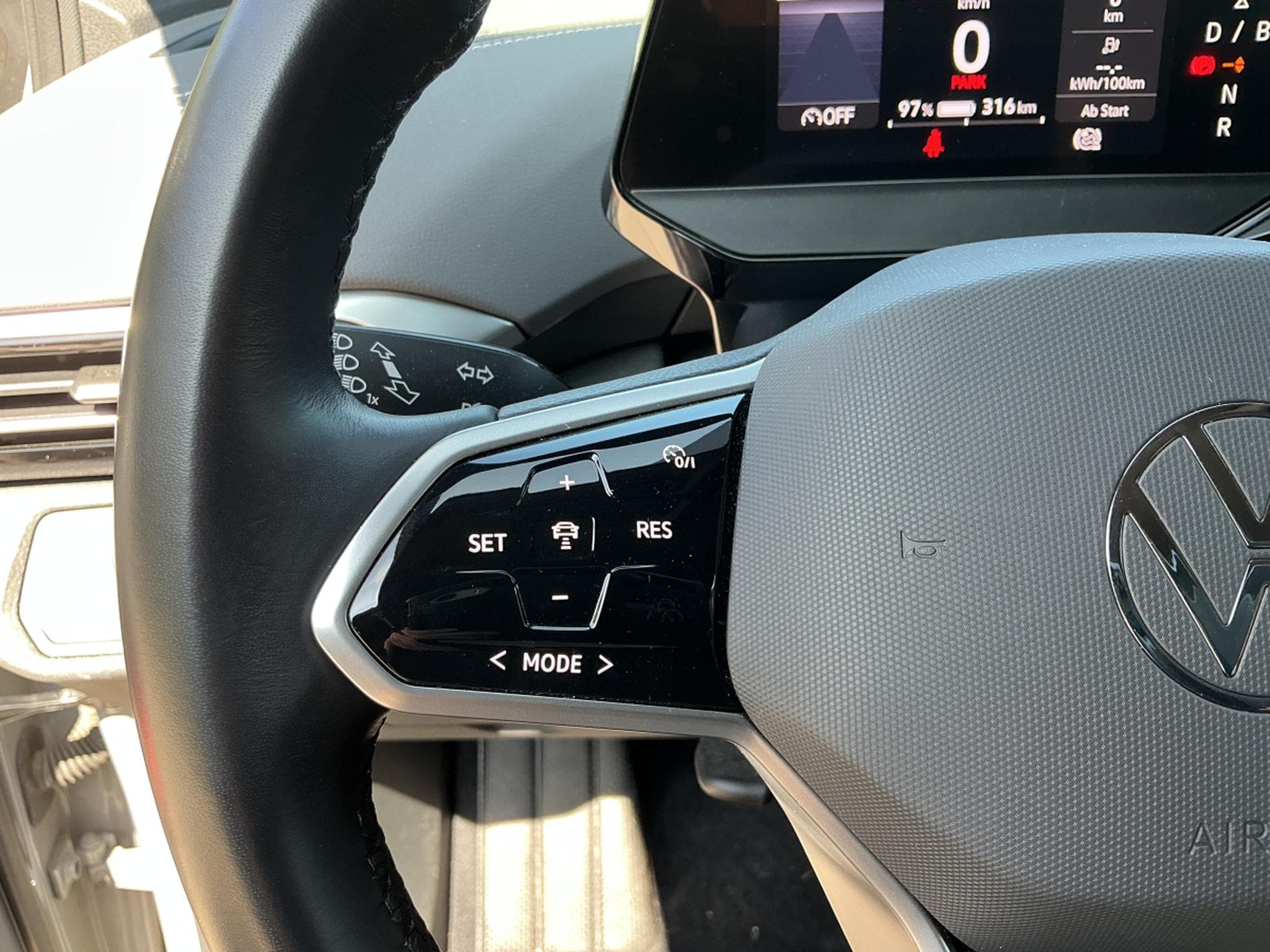 VW ID.4 Pro Performance (2024) - Foto 13