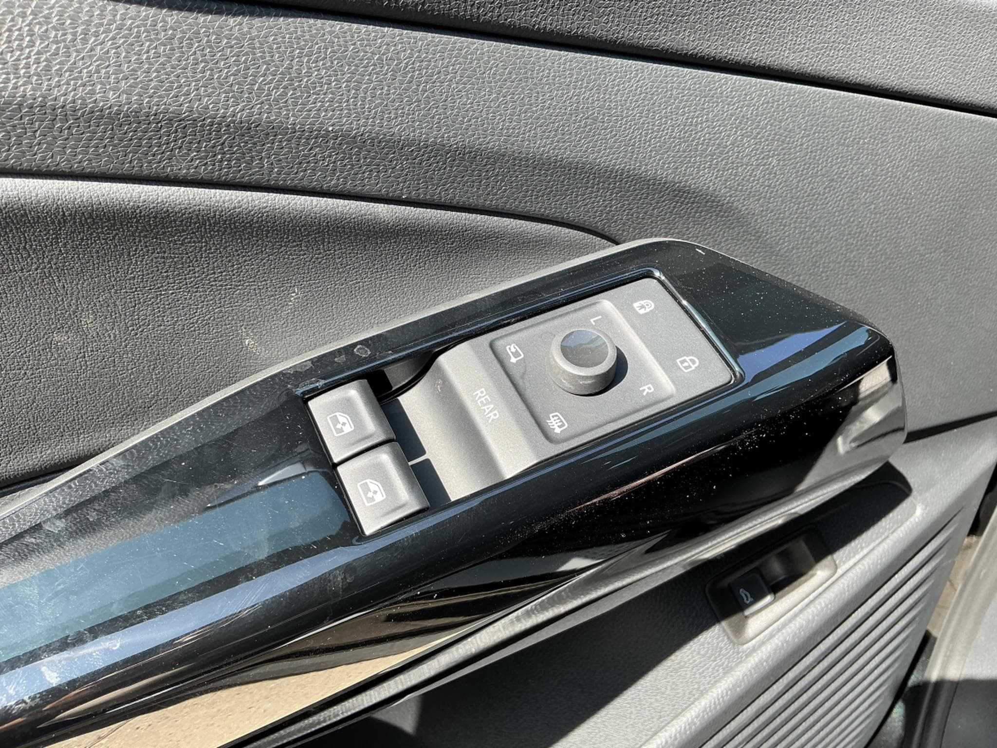 VW ID.4 GTX (2023) - Foto 14