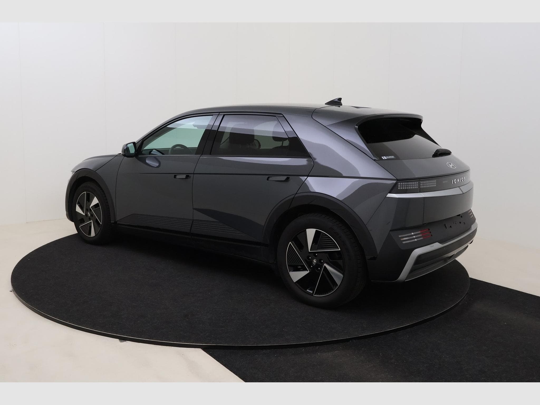 Hyundai IONIQ 5 Core Plus (2025) - Foto 8