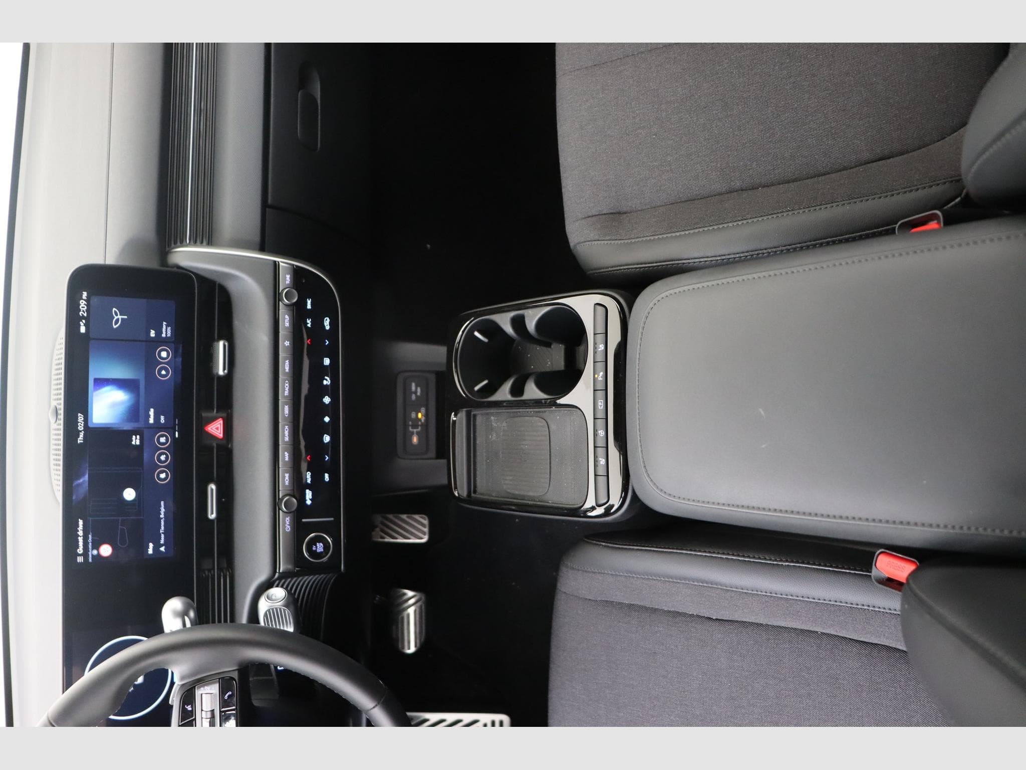 Hyundai IONIQ 5 Core Plus (2025) - Foto 12