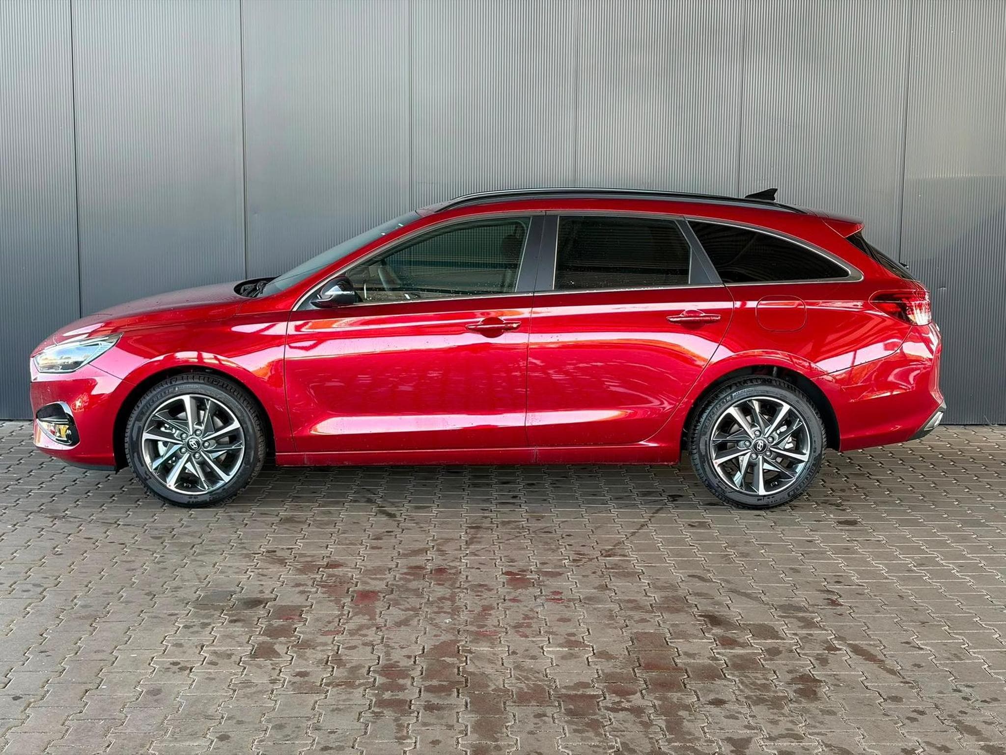 Hyundai i30 Comfort Plus Kombi (2025) - Photo 2