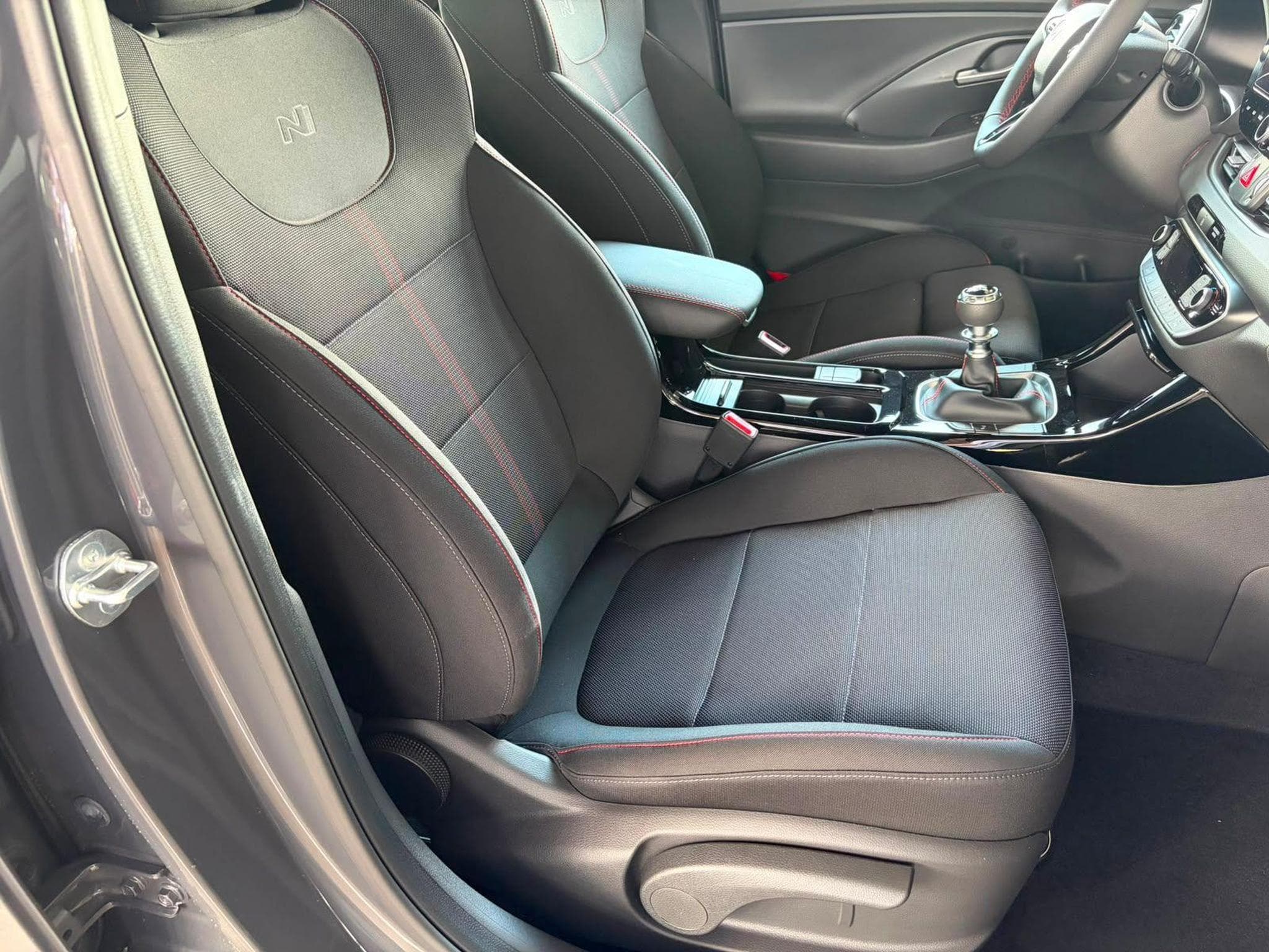 Hyundai i30 N-Line (2025) - Photo 9