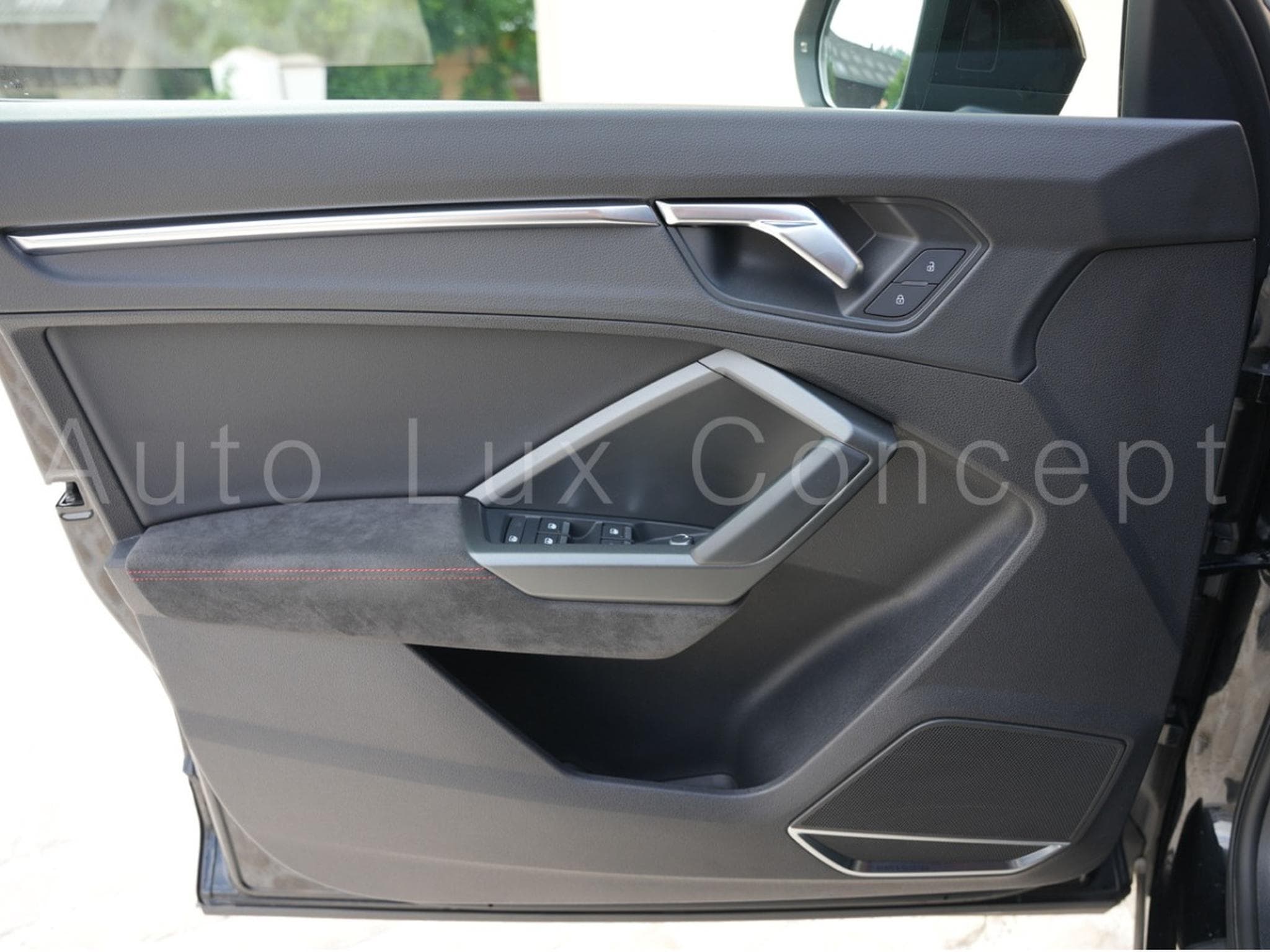 Audi RSQ3 2.5 TFSI quattro S tronic (2020) - Foto 17