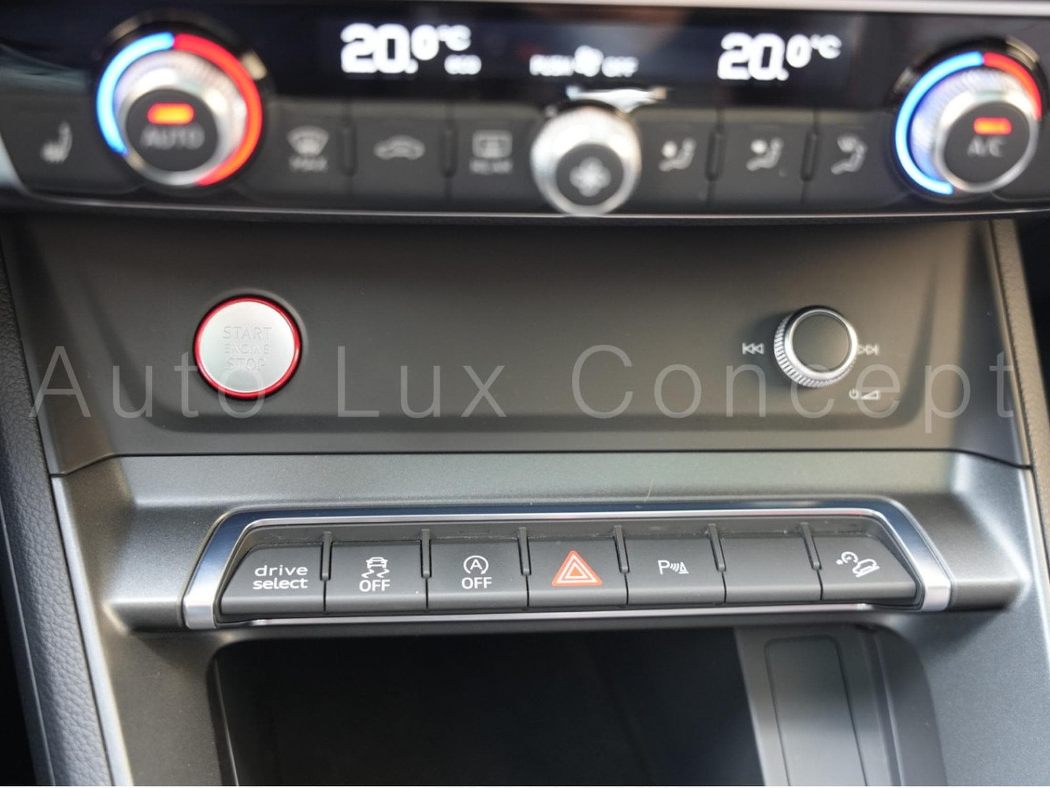 Audi RSQ3 2.5 TFSI quattro S tronic (2020) - Foto 30