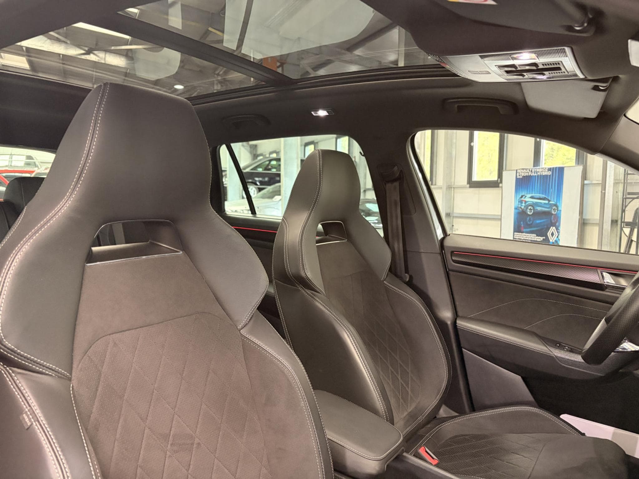 Skoda Kodiaq 2.0 TDi Sport Line 4x4 200 HP (2023) - Photo 13