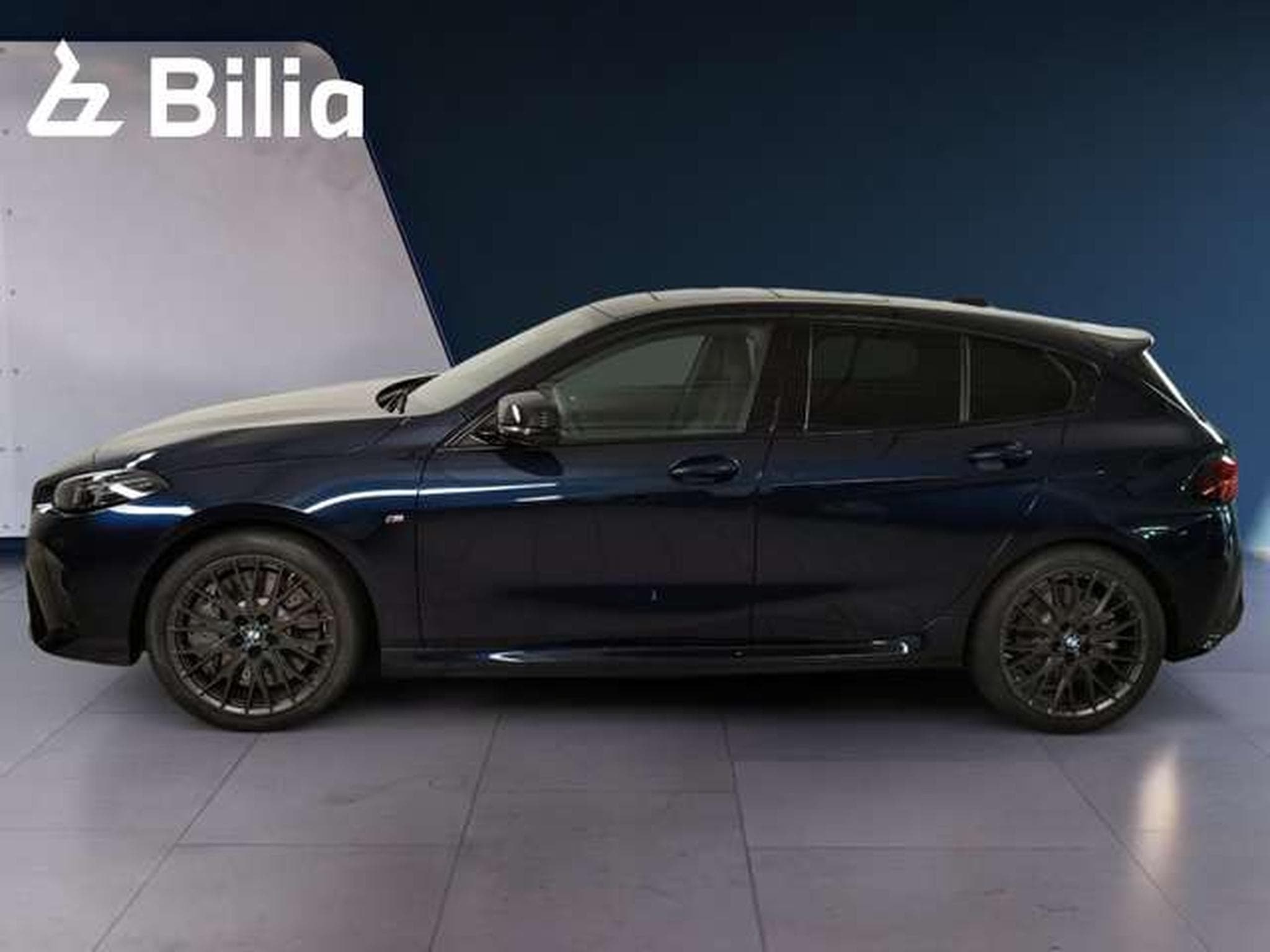 BMW M135 M135i xDrive Sportpaket Head-Up HK HiFi DAB LED (2026) - Foto 11