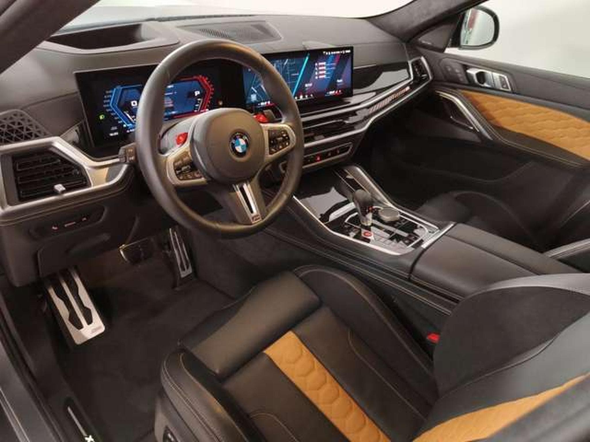 BMW X6M Competition HK HiFi DAB LED Pano.Dach (2025) - Photo 12