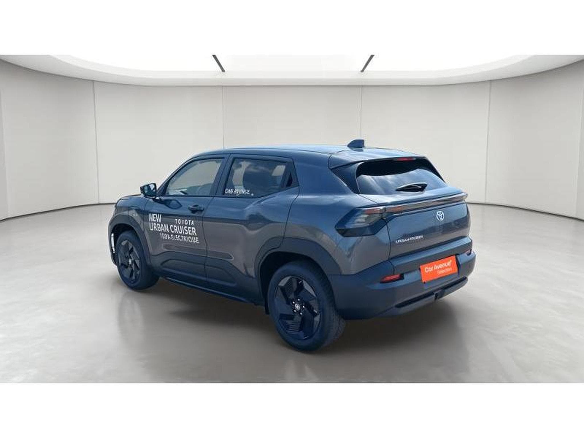 Toyota Urban Cruiser Executive (2026) - Photo 8