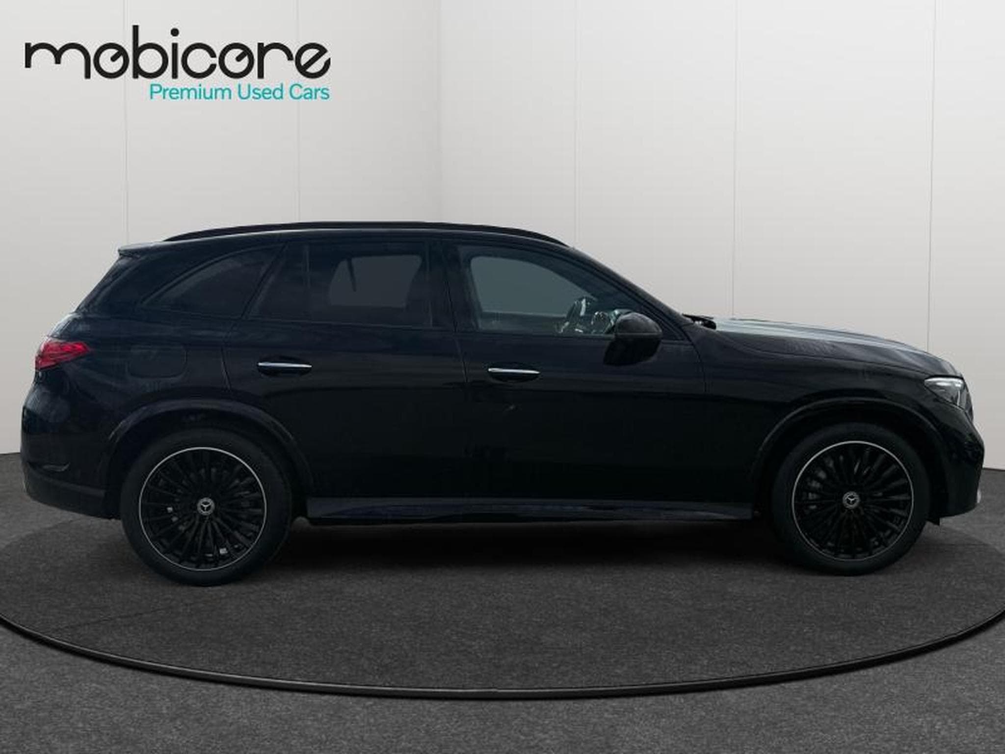 Mercedes GLC 220 d 4MATIC AMG LINE / Premium + / Diesel (2025) - Photo 7