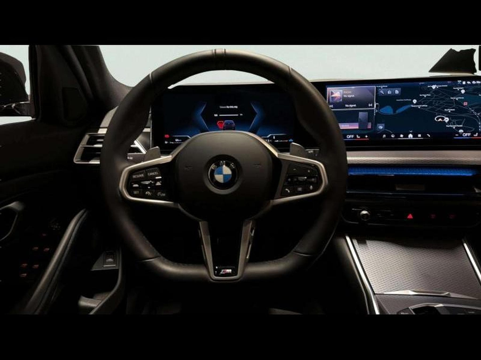 BMW 330 PACK M (2025) - Foto 12