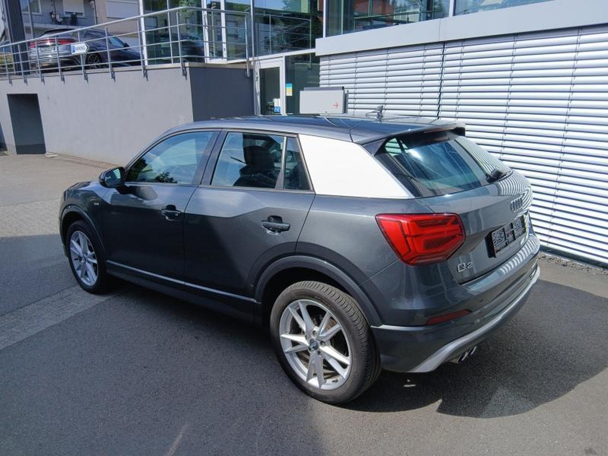 Audi Q2 Sport 2.0 TDI quattro s-tronic (2018) - Photo 2