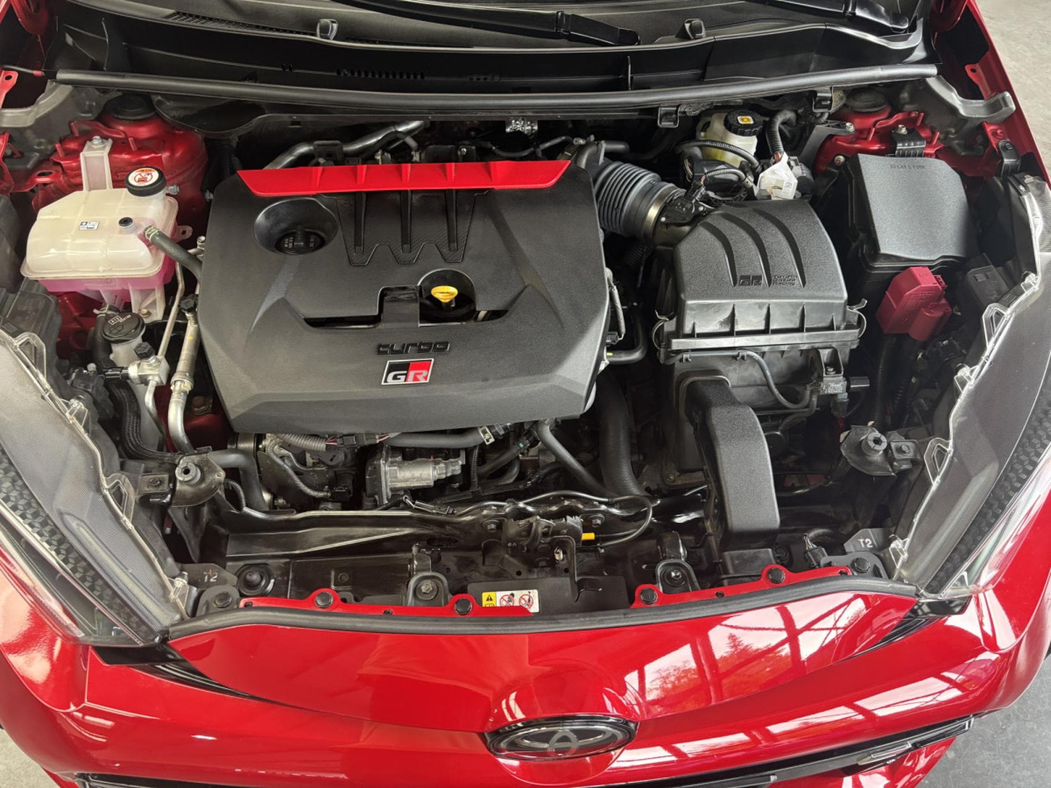Toyota Yaris GR Four 1.6 Turbo 261HP (2020) - Foto 9
