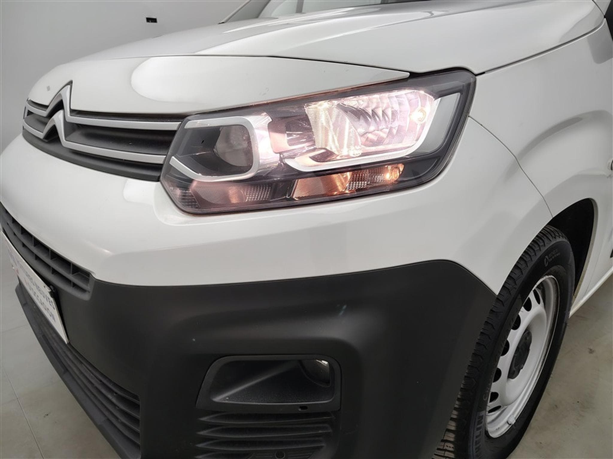 Citroen Berlingo 1.2 PureTech 130Cv EAT8 Worker 3PL / NAVI / CAMERA / CARPLAY (2020) - Photo 15