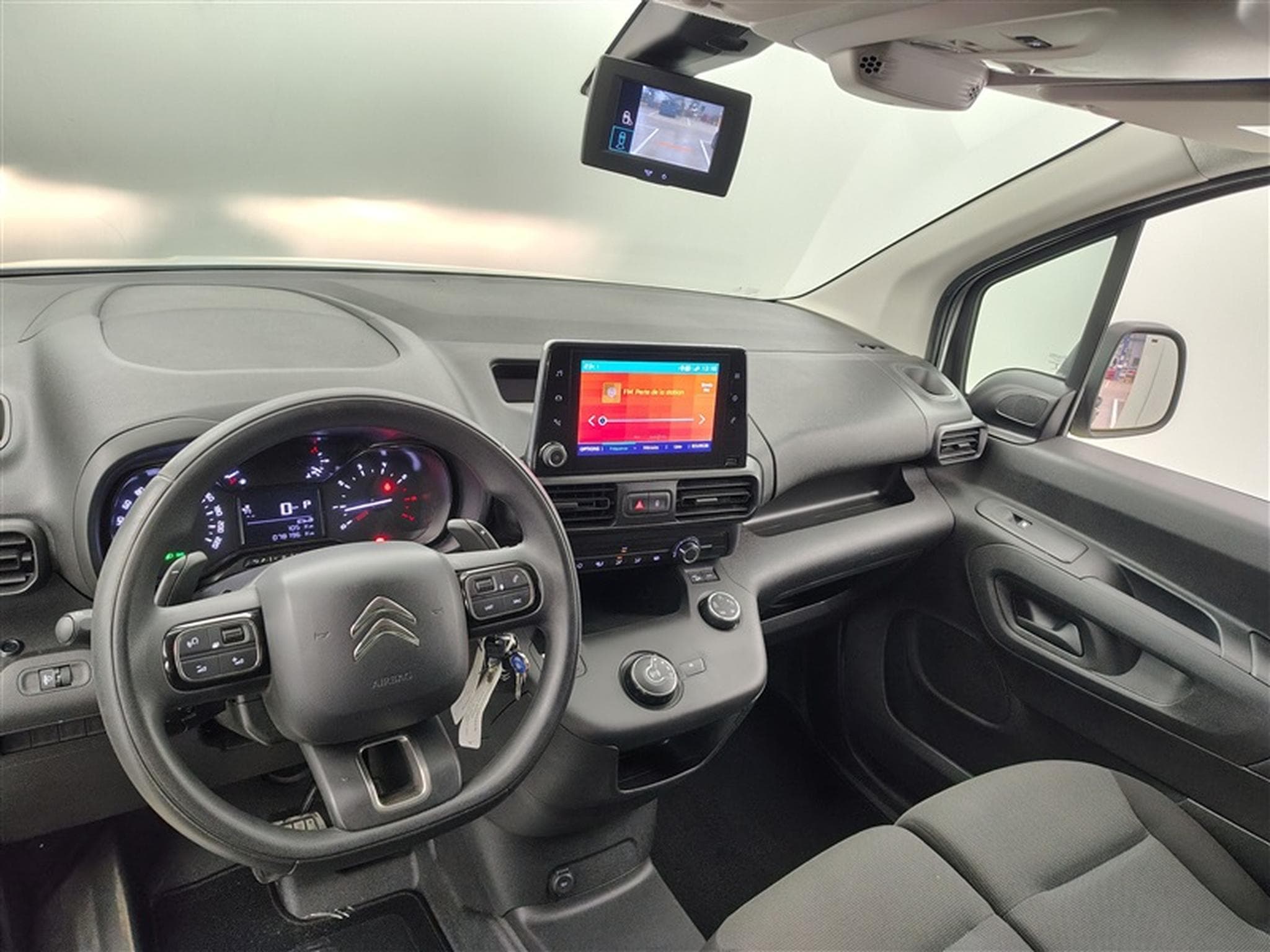 Citroen Berlingo 1.2 PureTech 130Cv EAT8 Worker 3PL / NAVI / CAMERA / CARPLAY (2020) - Photo 8