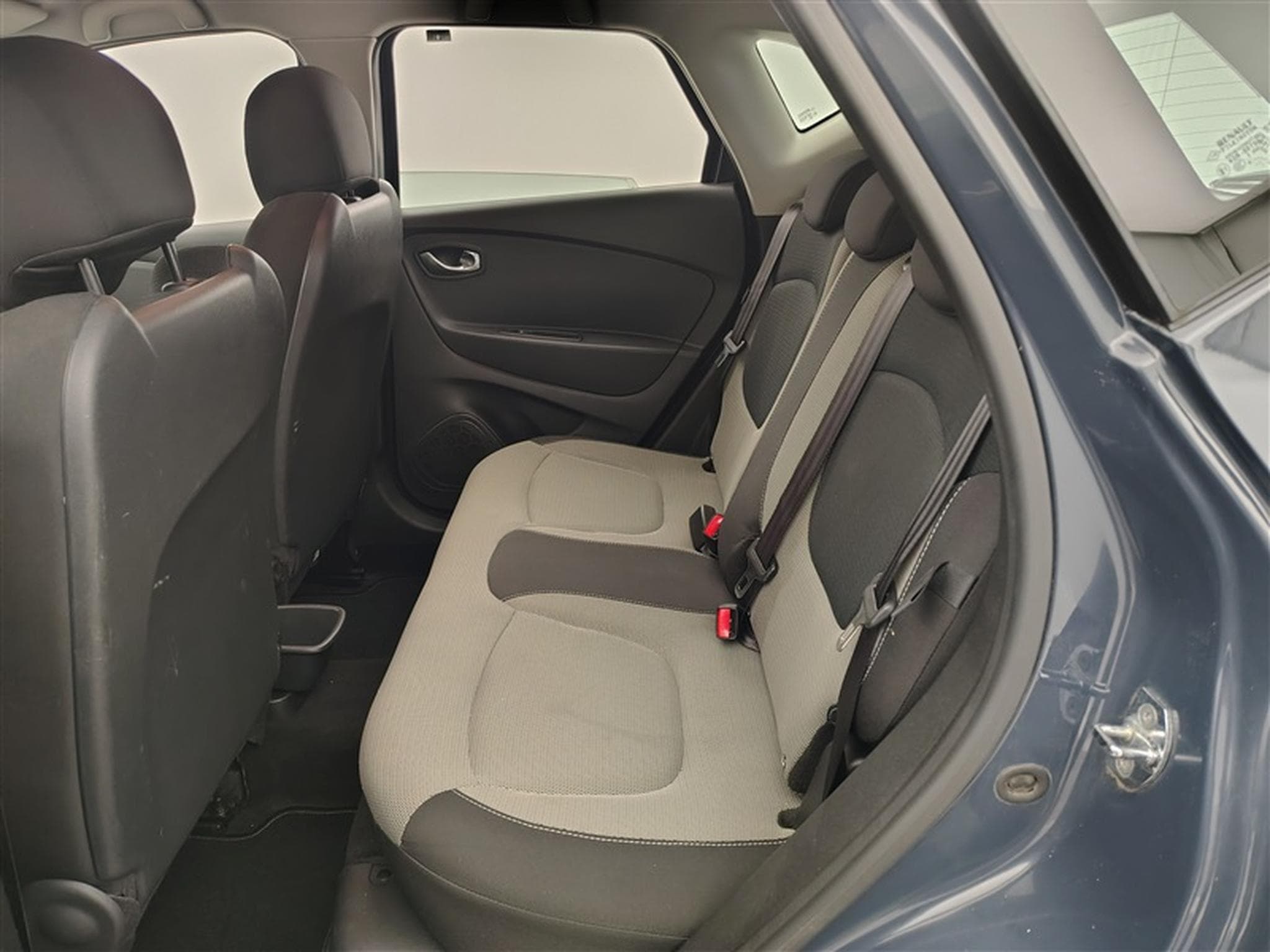Renault Captur 0.9 TCe Energy Intens (2017) - Photo 13