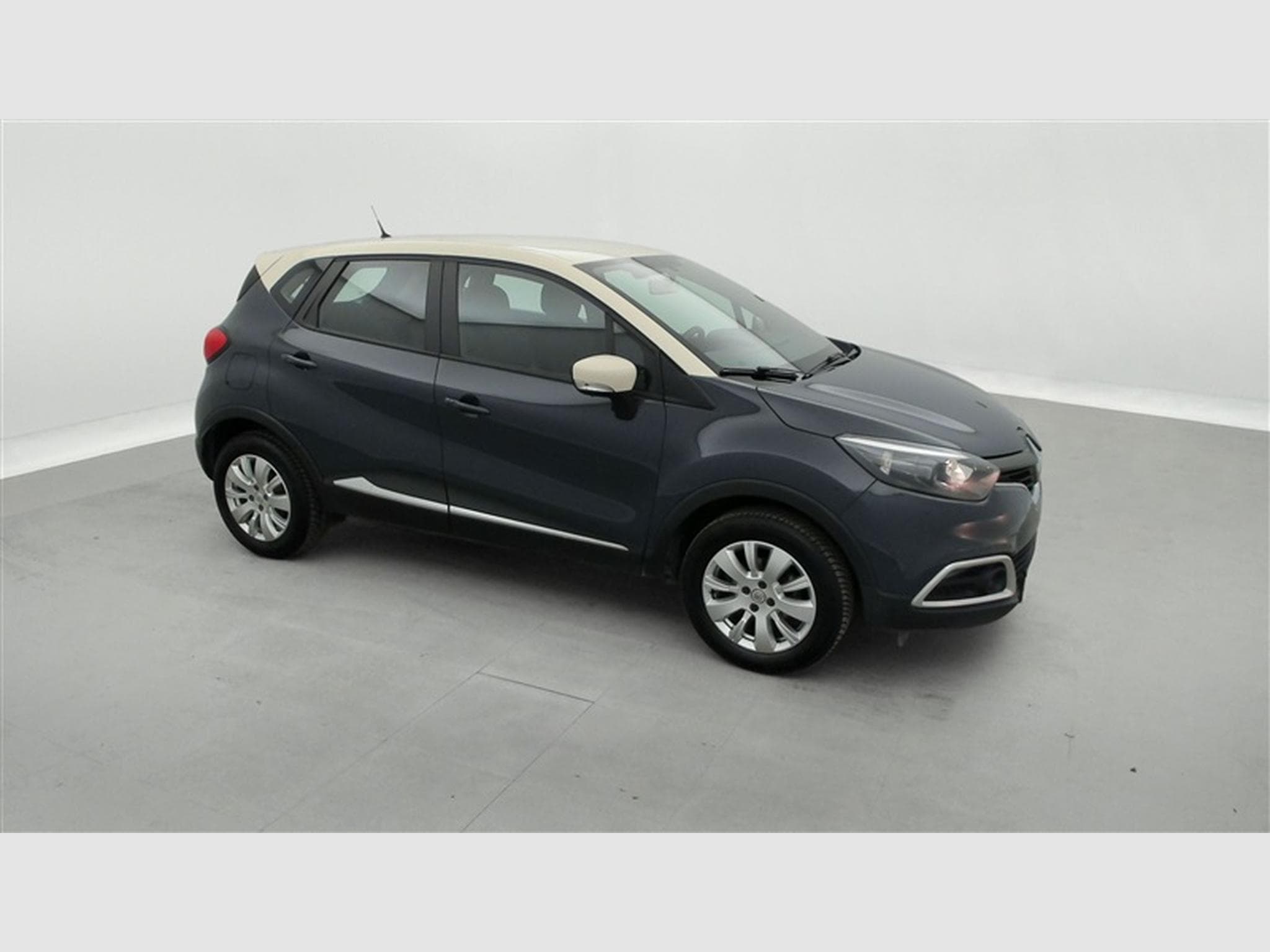 Renault Captur 0.9 TCe Energy Intens (2017) - Photo 21