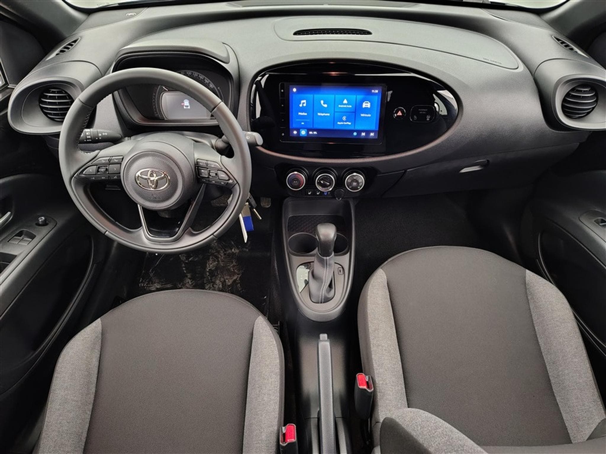 Toyota Aygo 1.0i VVT-i X play CVT *CARPLAY/CAMERA* (2024) - Photo 8