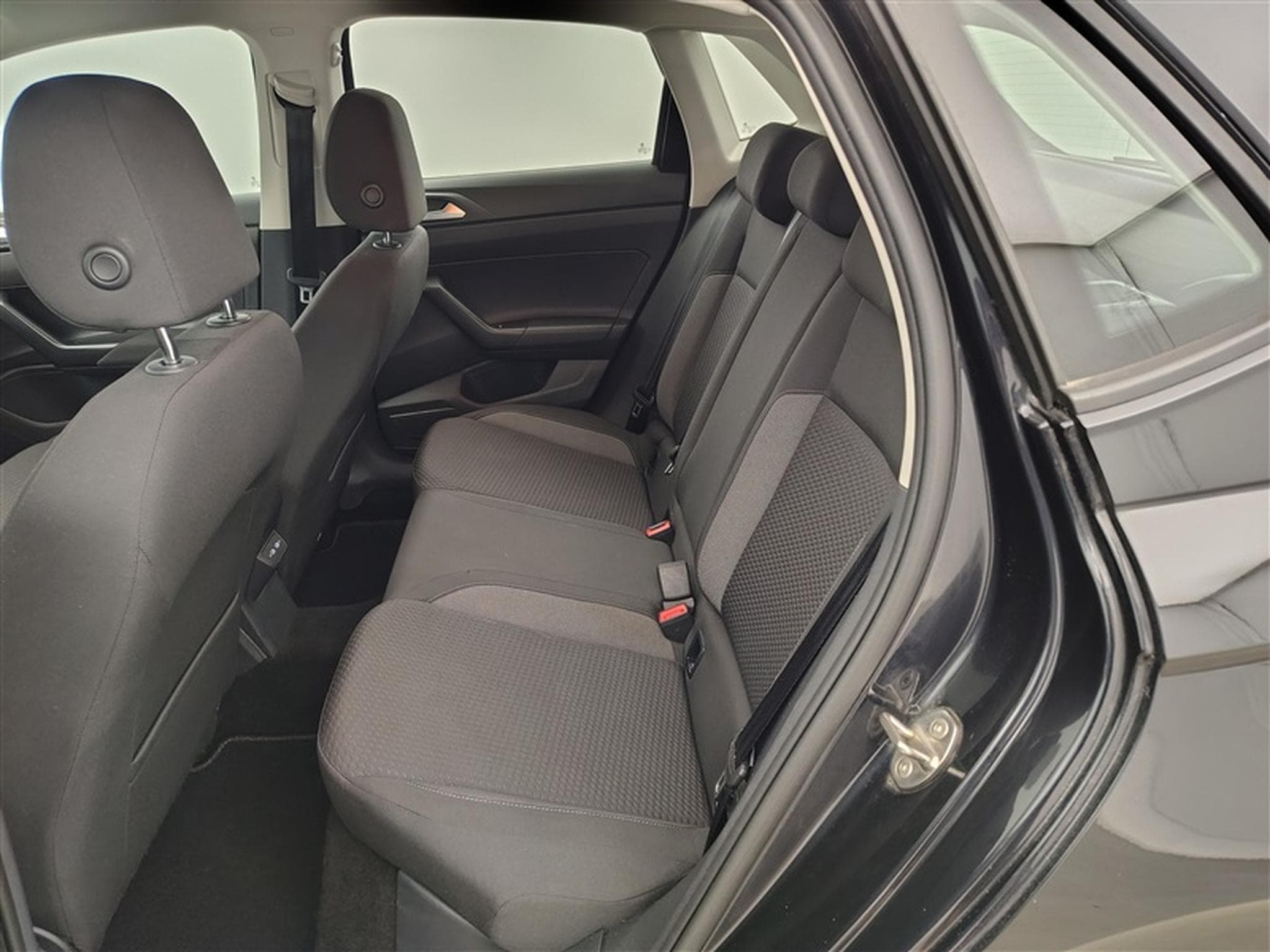 VW Polo 1.0 TSI Life  Apple Carplay / Led / PDC av+ar (2021) - Photo 13