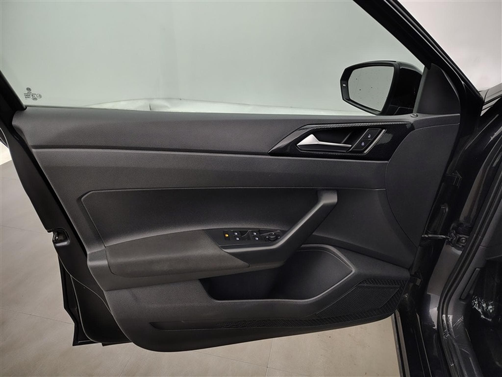 VW Polo 1.0 TSI Life  Apple Carplay / Led / PDC av+ar (2021) - Photo 17