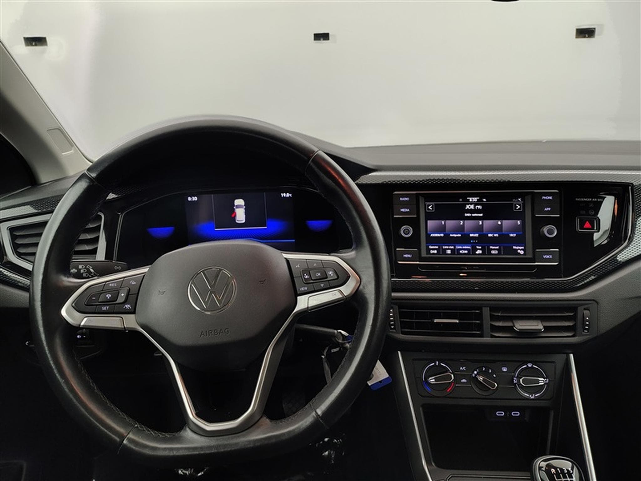 VW Polo 1.0 TSI Life  Apple Carplay / Led / PDC av+ar (2021) - Photo 9