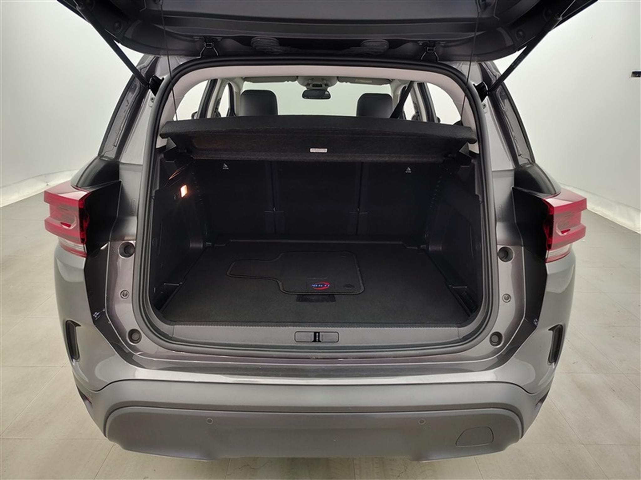 Citroen C5 Aircross 1.5 BlueHDi 130cv EAT8 PLUS NAVI / FULL LED / S-CUIR / JA 19 (2025) - Photo 14