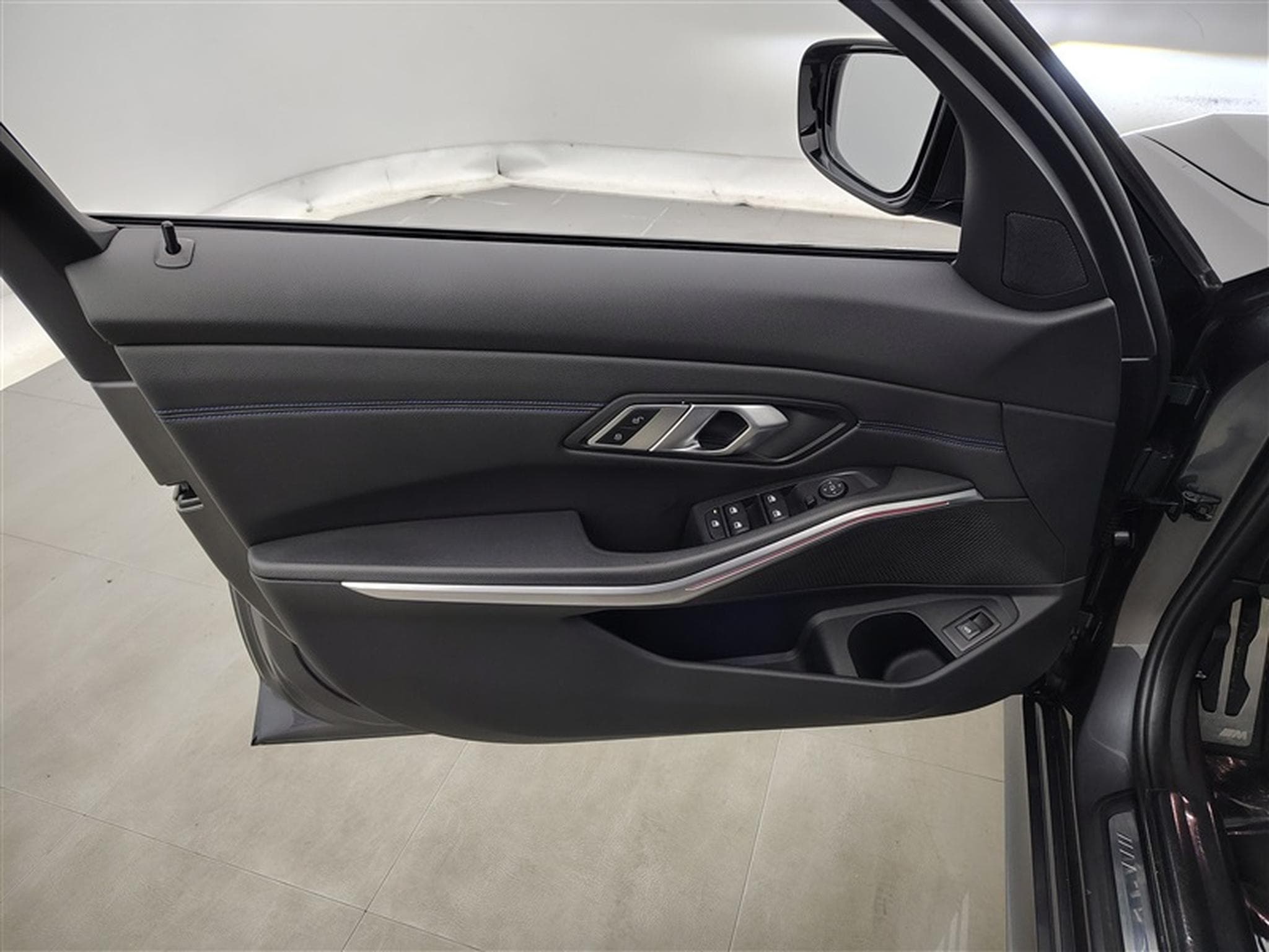 BMW 320 320 dA Pack M CUIR / NAVI / TO PANO / CARPLAY (2021) - Foto 17