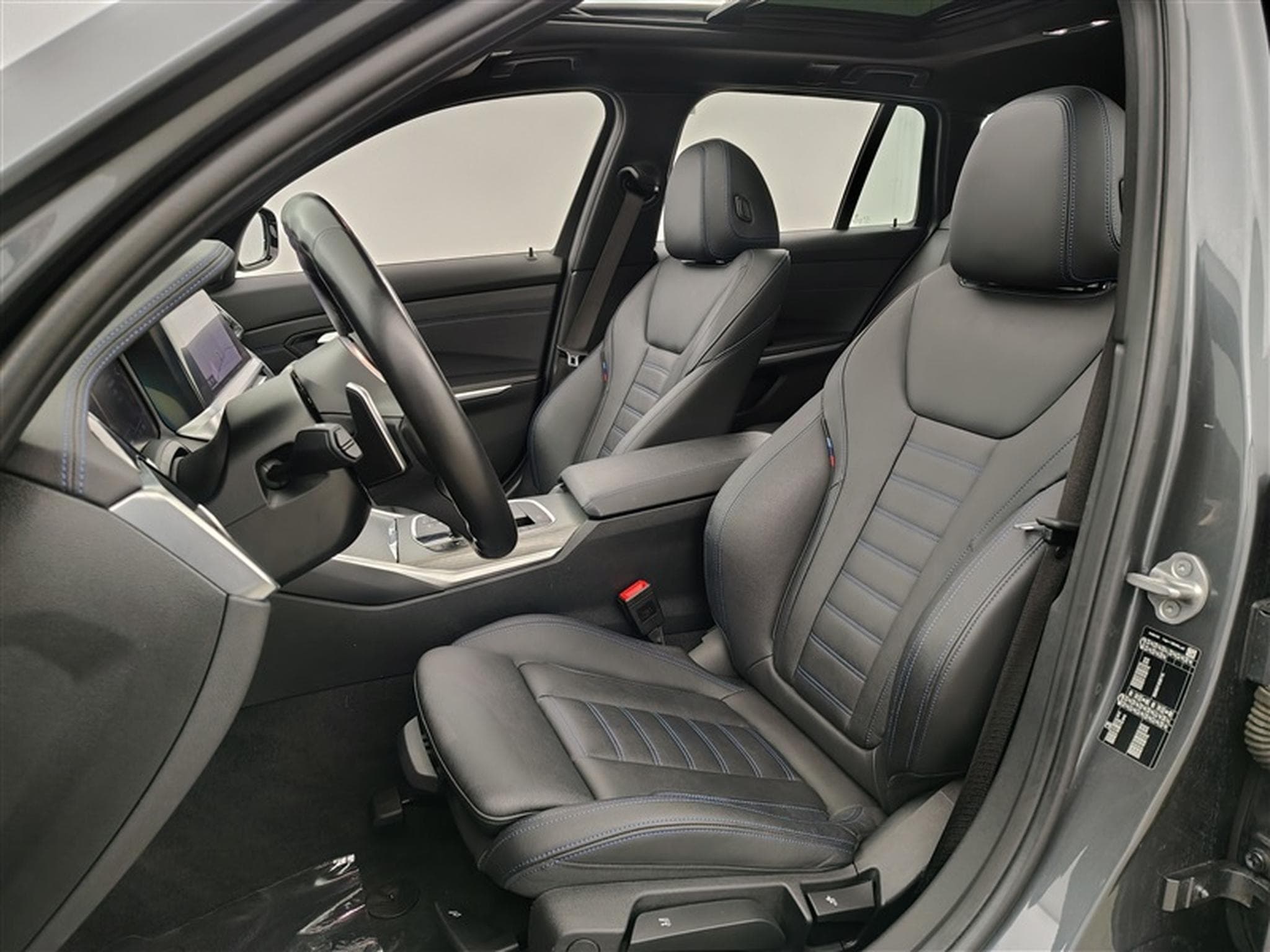 BMW 320 320 dA Pack M CUIR / NAVI / TO PANO / CARPLAY (2021) - Foto 7