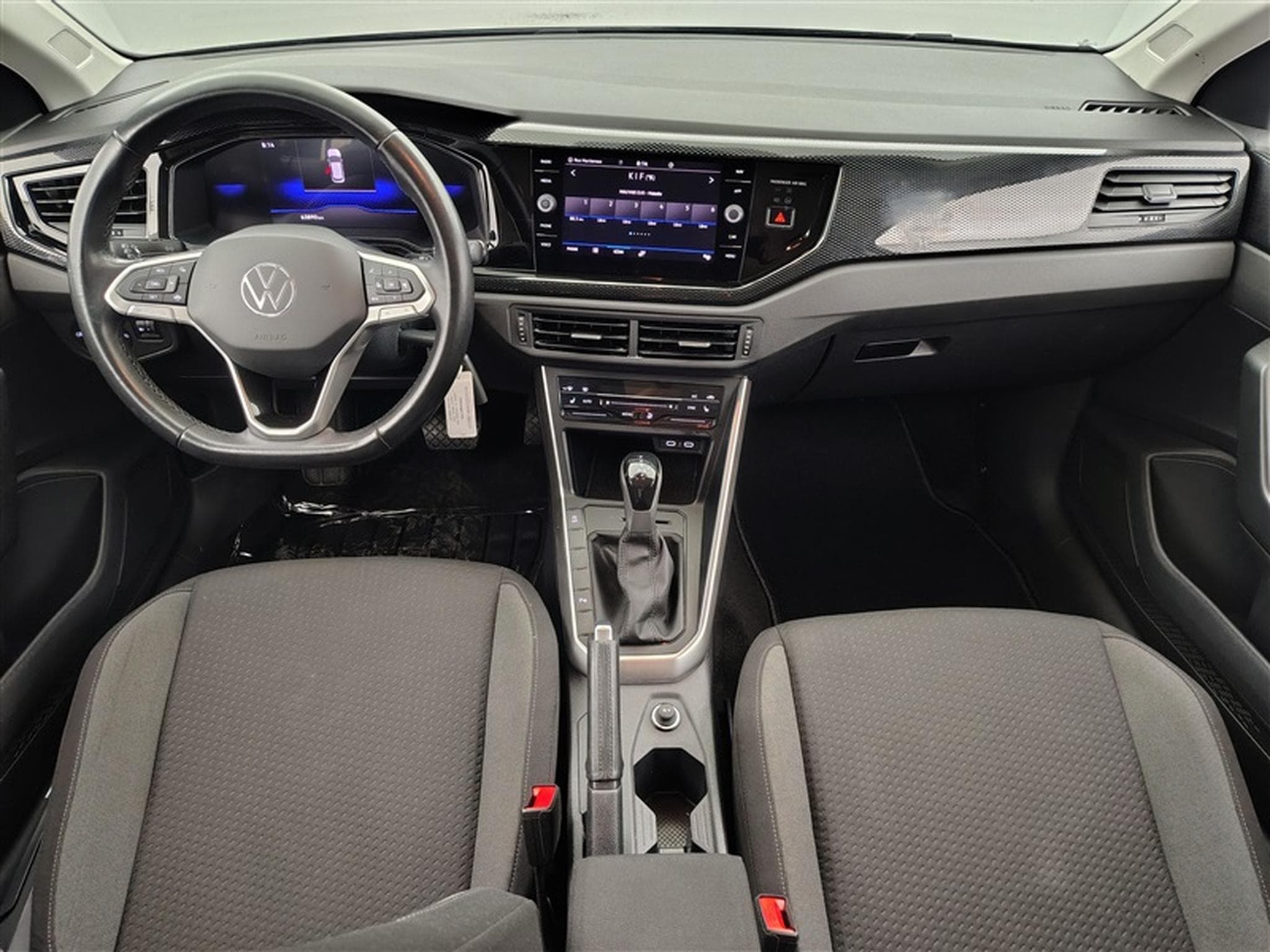 VW Polo 1.0 TSI 95Cv DSG CARPLAY / FULL LED / PDC AV-AR (2024) - Foto 8