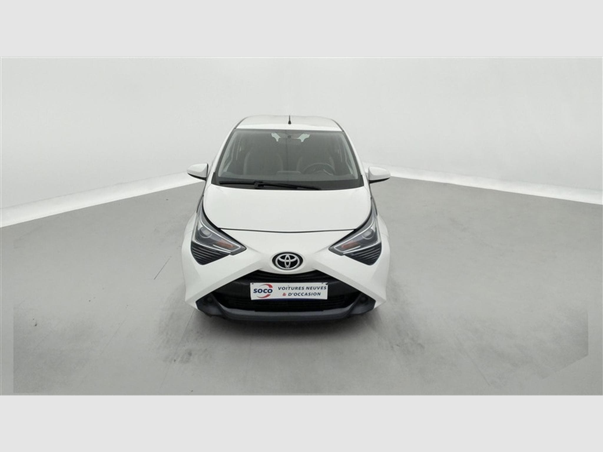 Toyota Aygo 1.0i VVT-i X-Play AUTO (2020) - Foto 4