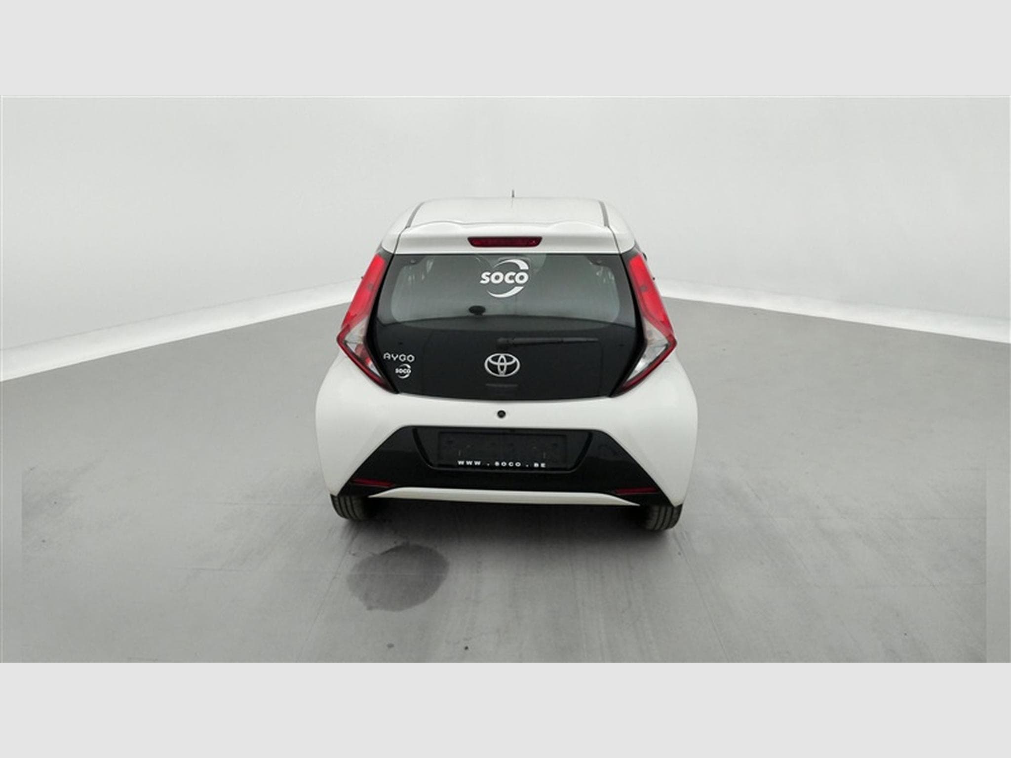 Toyota Aygo 1.0i VVT-i X-Play AUTO (2020) - Foto 5