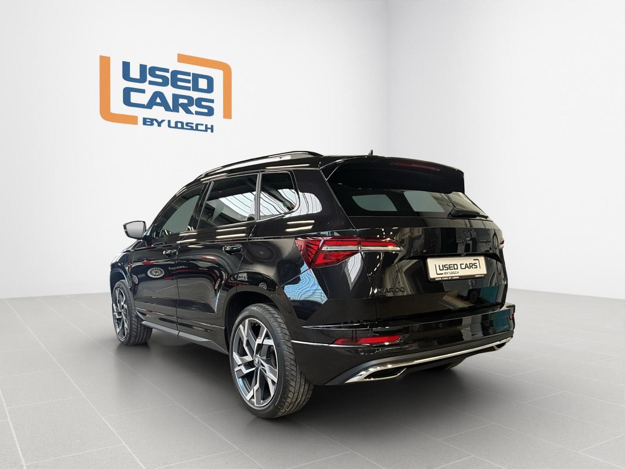 Skoda Karoq Sportline+DSG+4x4+Pano+AHK+Stand-H.+P.Travel-Ass. (2025) - Foto 6