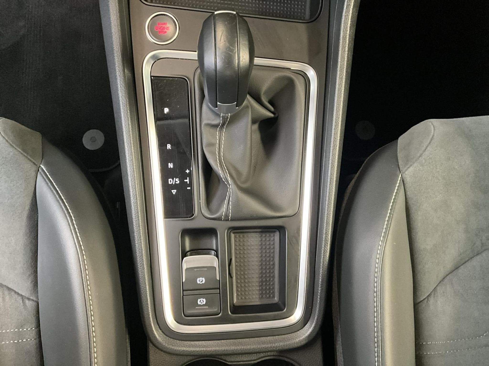 Seat Ateca Style+DSG+P.Black-Ext.+RearView+Dinamica+FullLink+AHK (2022) - Foto 12