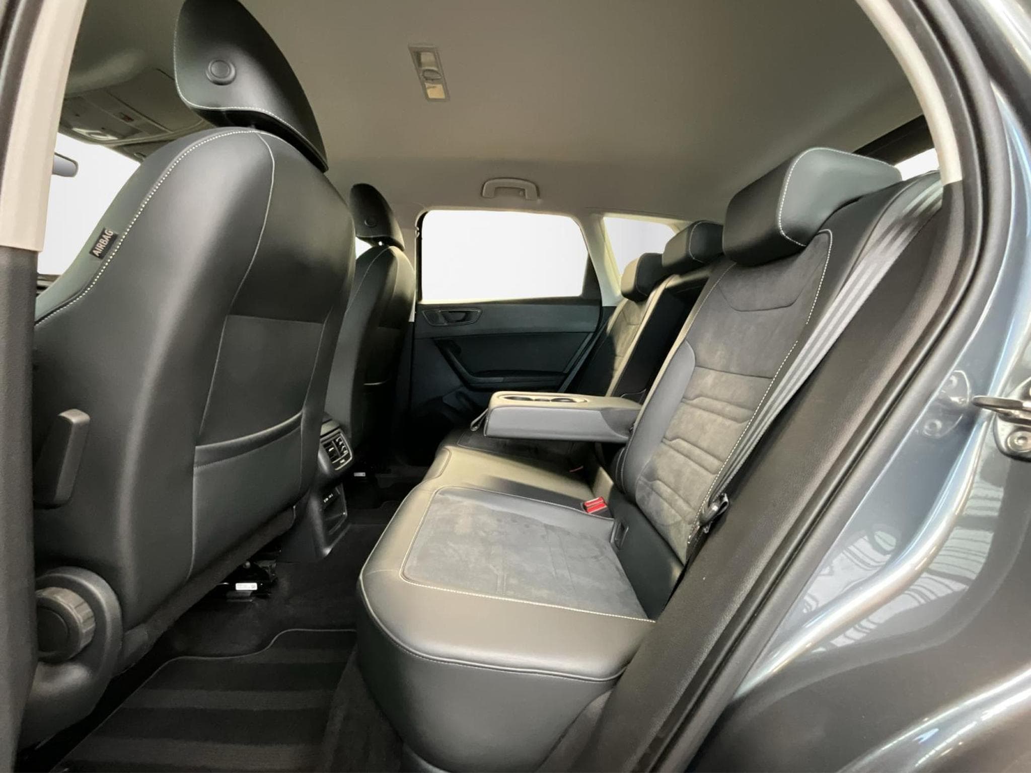Seat Ateca Style+DSG+P.Black-Ext.+RearView+Dinamica+FullLink+AHK (2022) - Foto 15