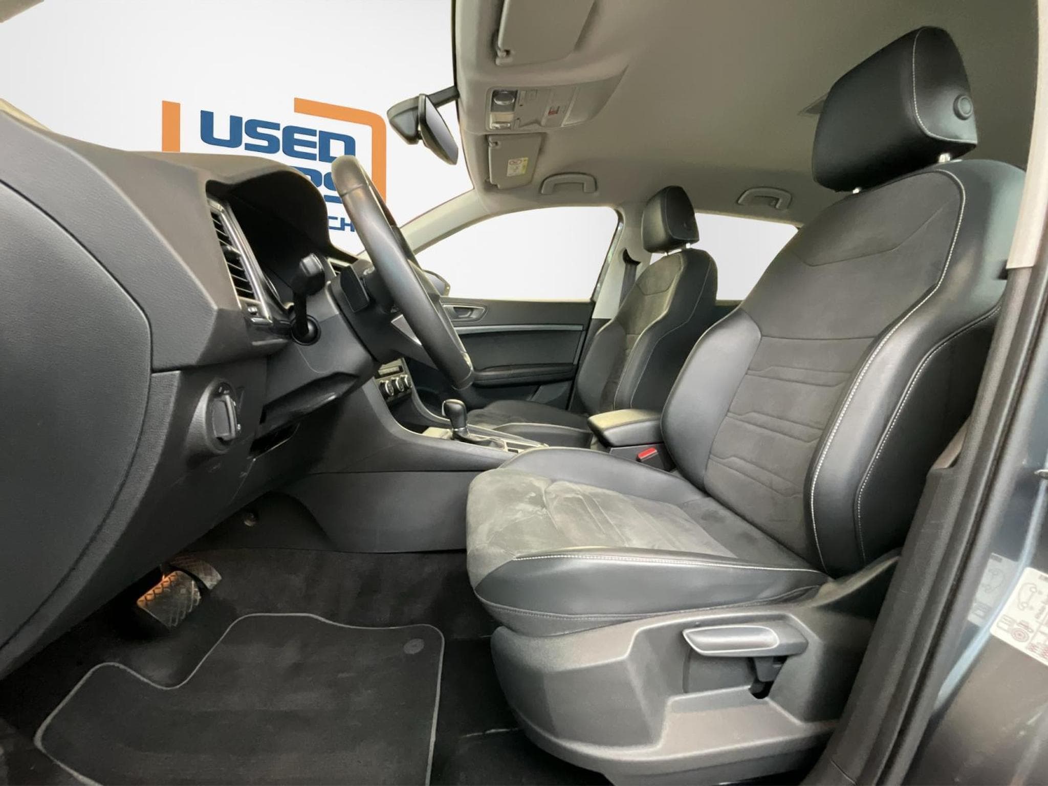 Seat Ateca Style+DSG+P.Black-Ext.+RearView+Dinamica+FullLink+AHK (2022) - Foto 9