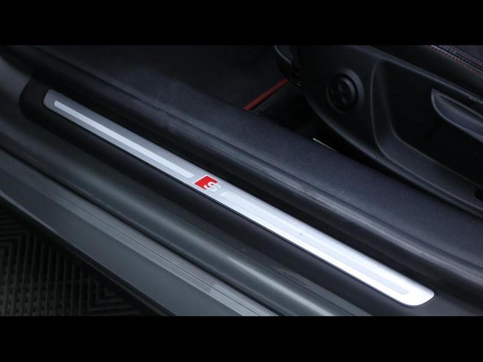 Audi TT Coupé S-Line Competition 2.0 TFSI 197 S-Tronic (2022) - Photo 31