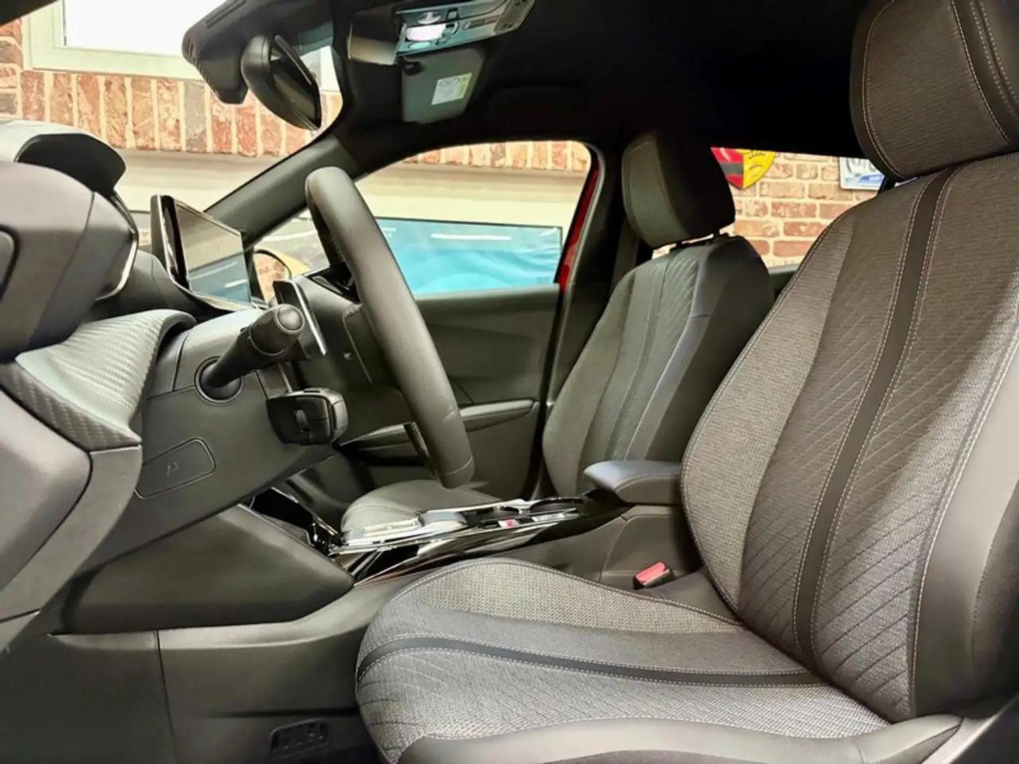 Peugeot 2008 (2025) - Foto 5