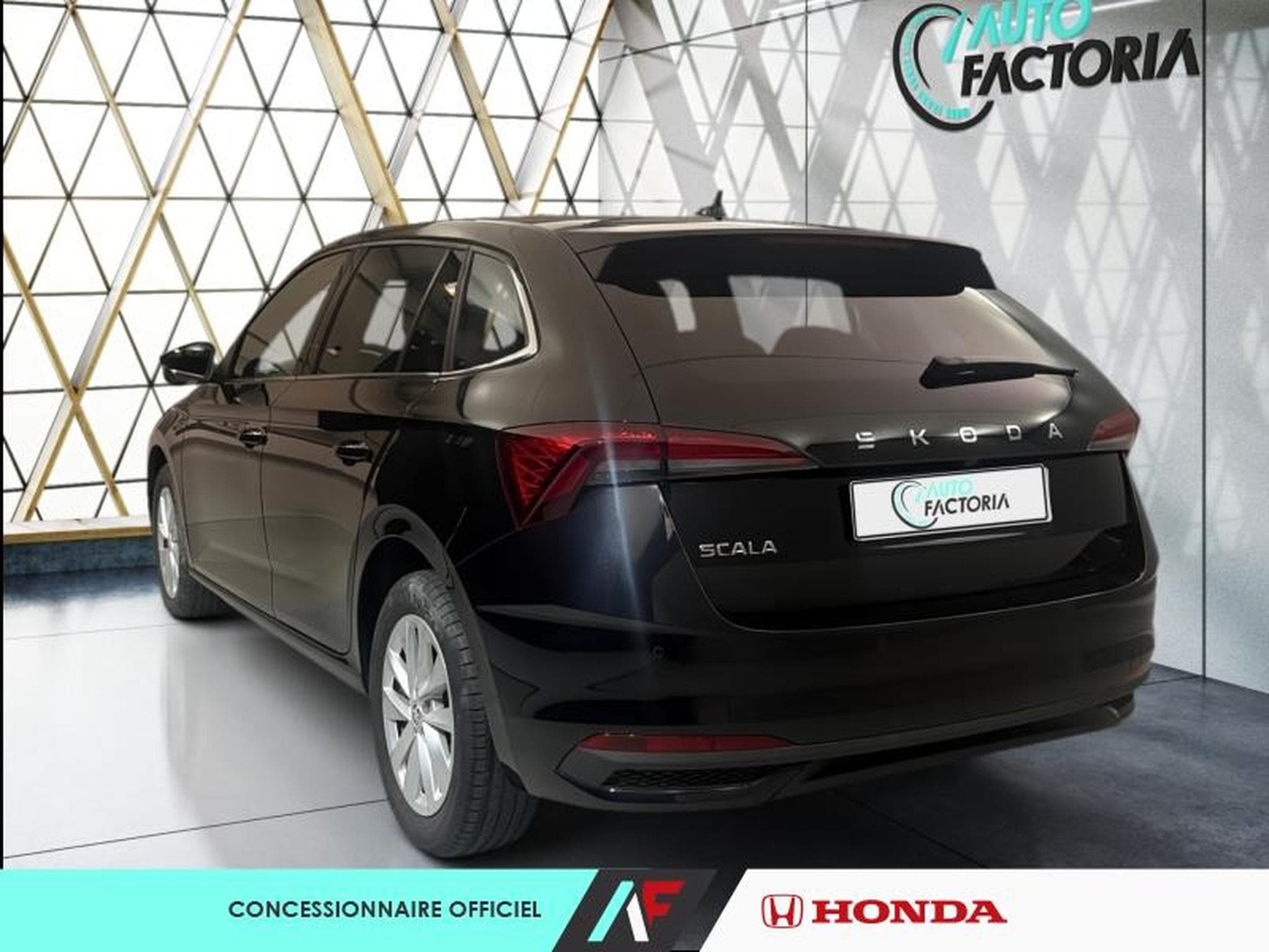 Skoda Scala -36% 1.0 TSI Evo2 116ch Selection DSG7 (2025) - Photo 2
