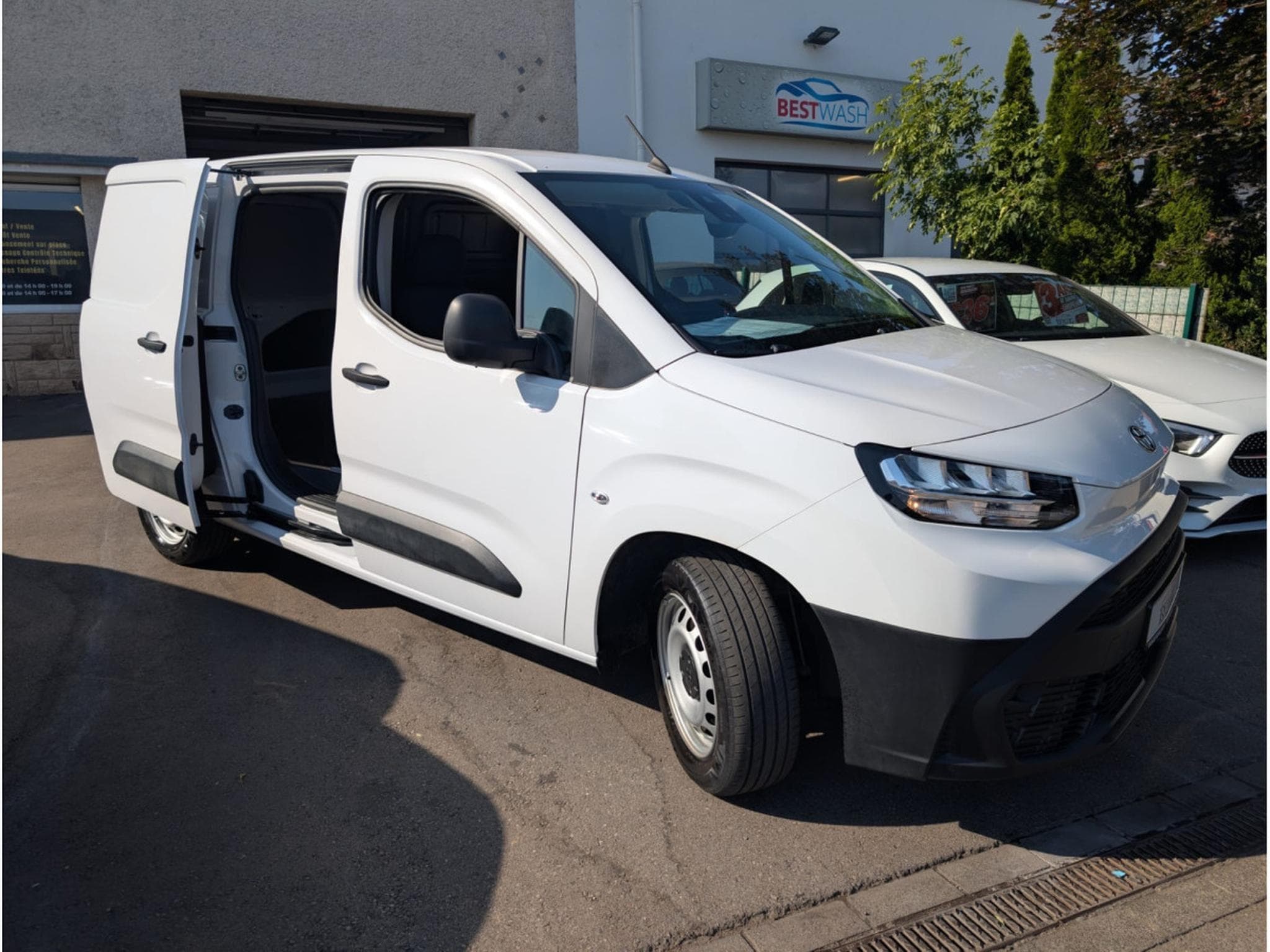 Toyota Proace CITY LWB 1.5L 100HP ACTIVE * GARANTIE CONSTRUCTEUR 9 ANS* (2025) - Foto 3