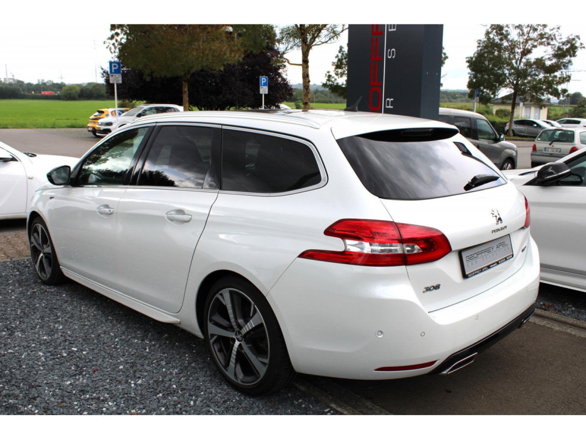 Peugeot 308 SW GT 205 PANO CUIR NAVI (2016) - Foto 3