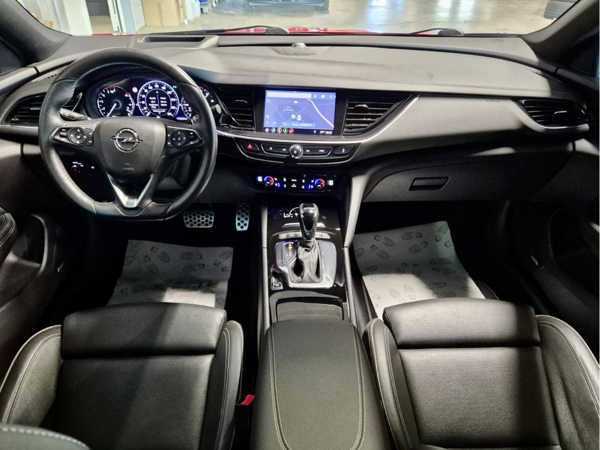 Opel Insignia 2.0 BITURBO D GSI 4X4 Schalensportsitze HEAD UP BOSE PANO CU (2018) - Photo 7