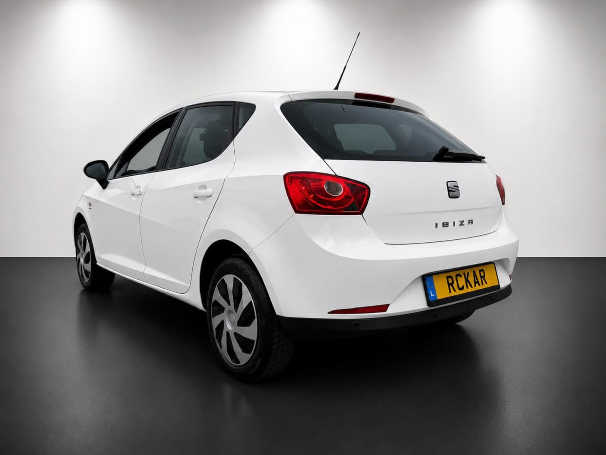 Seat Ibiza 1.6 Tdi 105 Style (2011) - Foto 4
