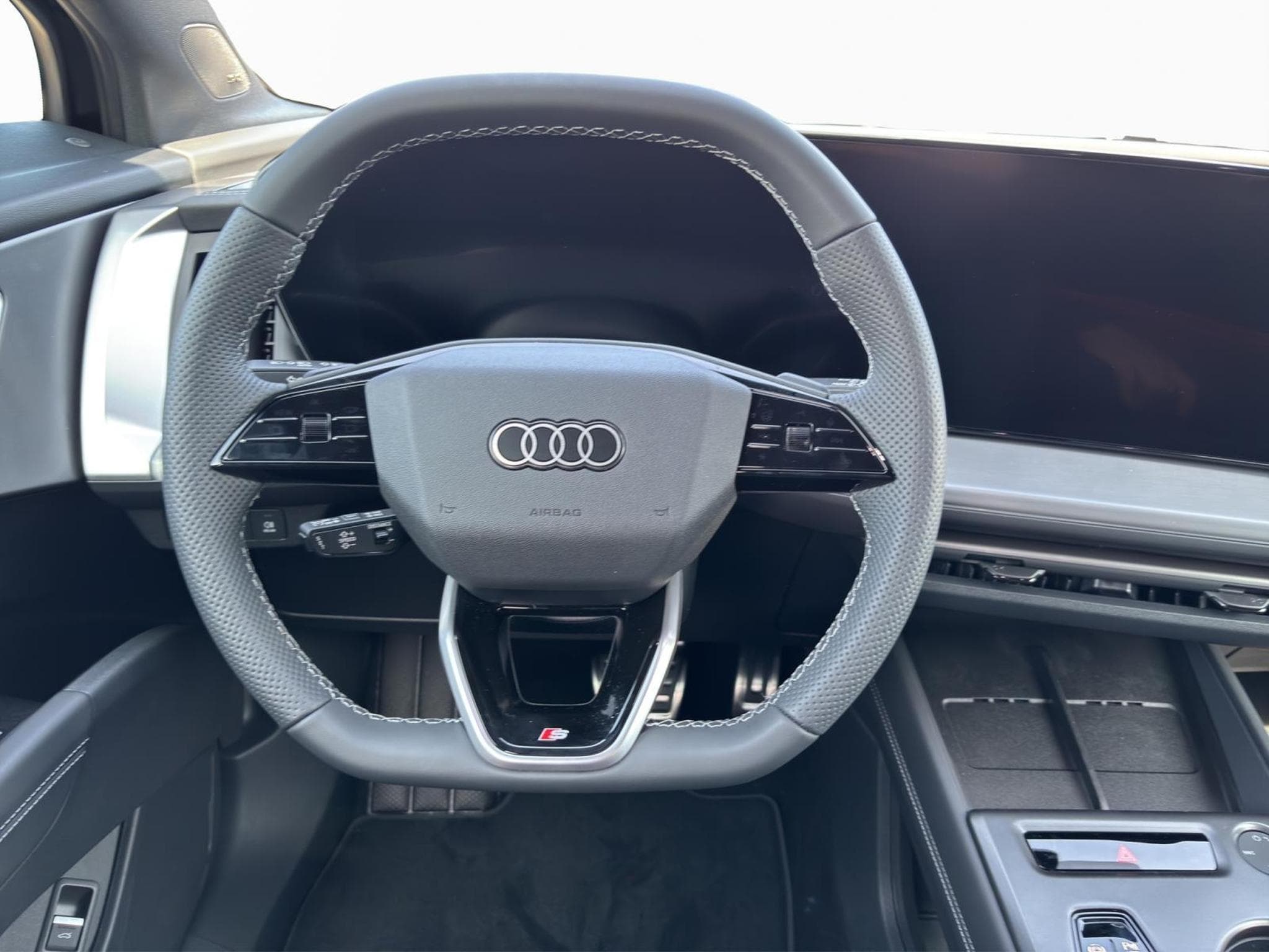 Audi Q4 e-tron SUV (2026) - Photo 10