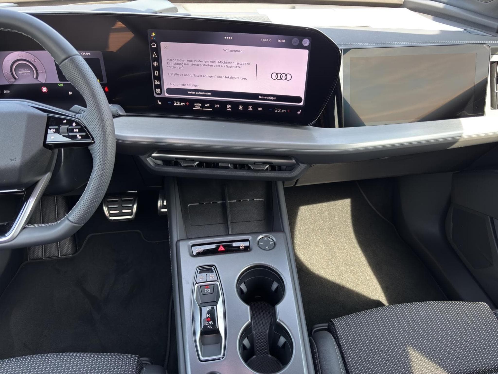 Audi Q4 e-tron SUV (2026) - Photo 13